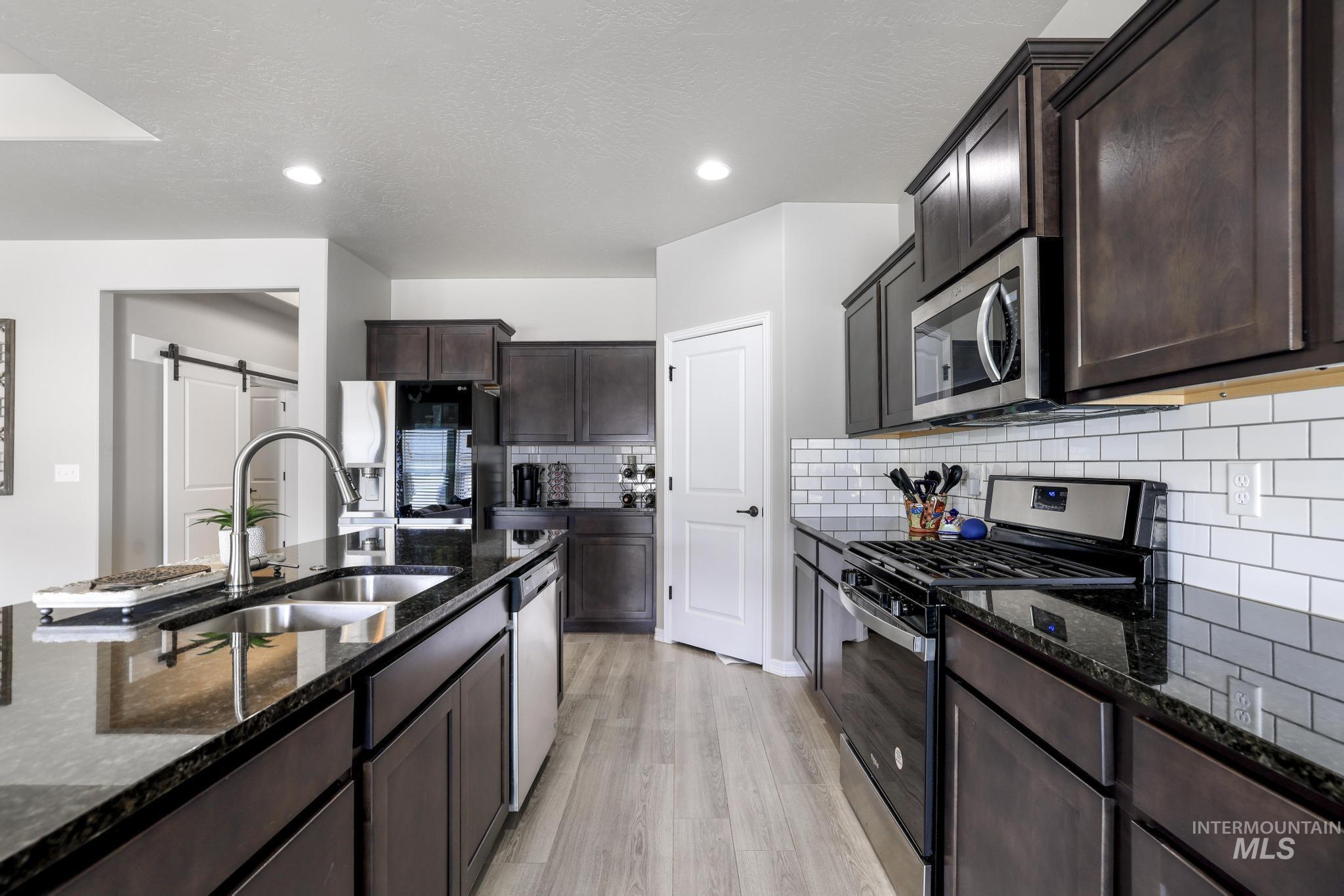 1419 Blue Grouse Way, Twin Falls, Idaho 83301-5978, 3 Bedrooms, 2 Bathrooms, Residential For Sale, Price $415,000, 98987670