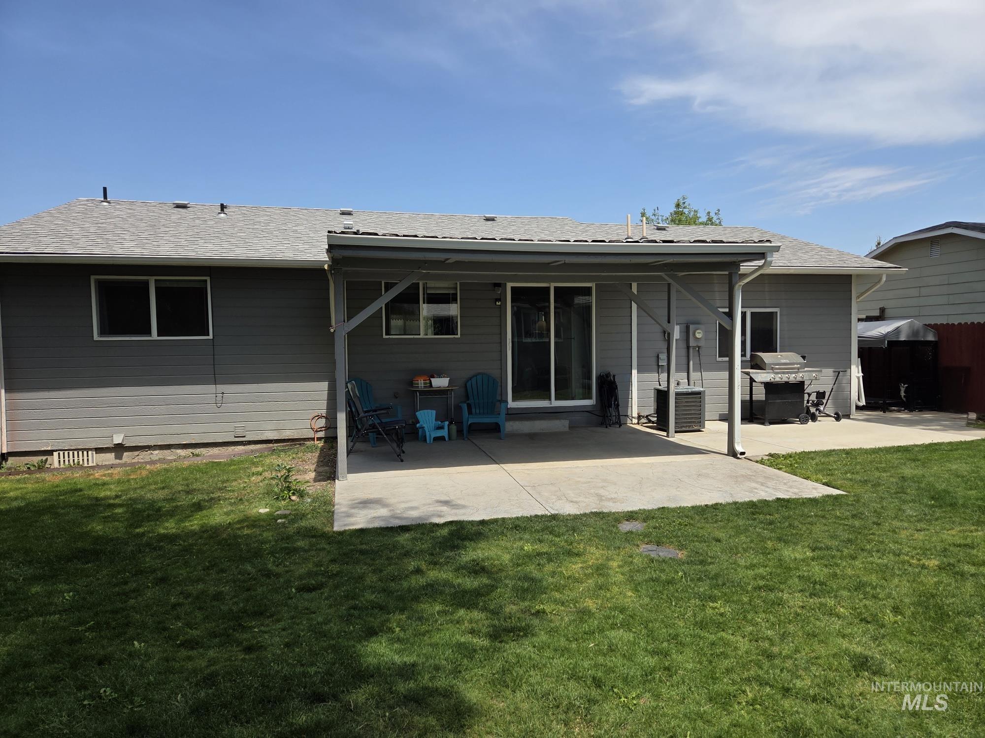 2323 Sugar Cane Dr, Nampa, Idaho 83687, 2 Bedrooms, 1 Bathroom, Residential For Sale, Price $323,000, 98987673