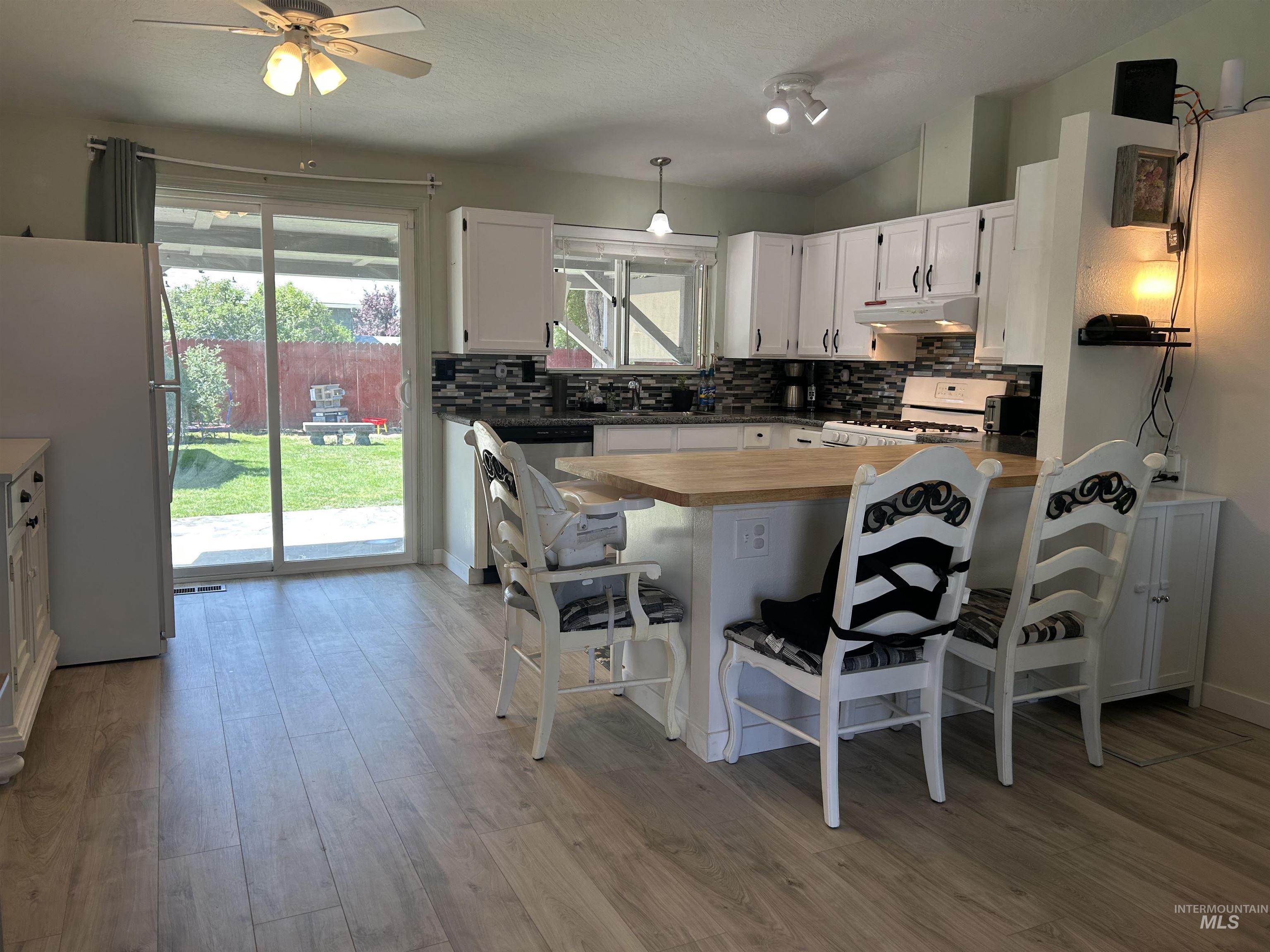 2323 Sugar Cane Dr, Nampa, Idaho 83687, 2 Bedrooms, 1 Bathroom, Residential For Sale, Price $323,000, 98987673