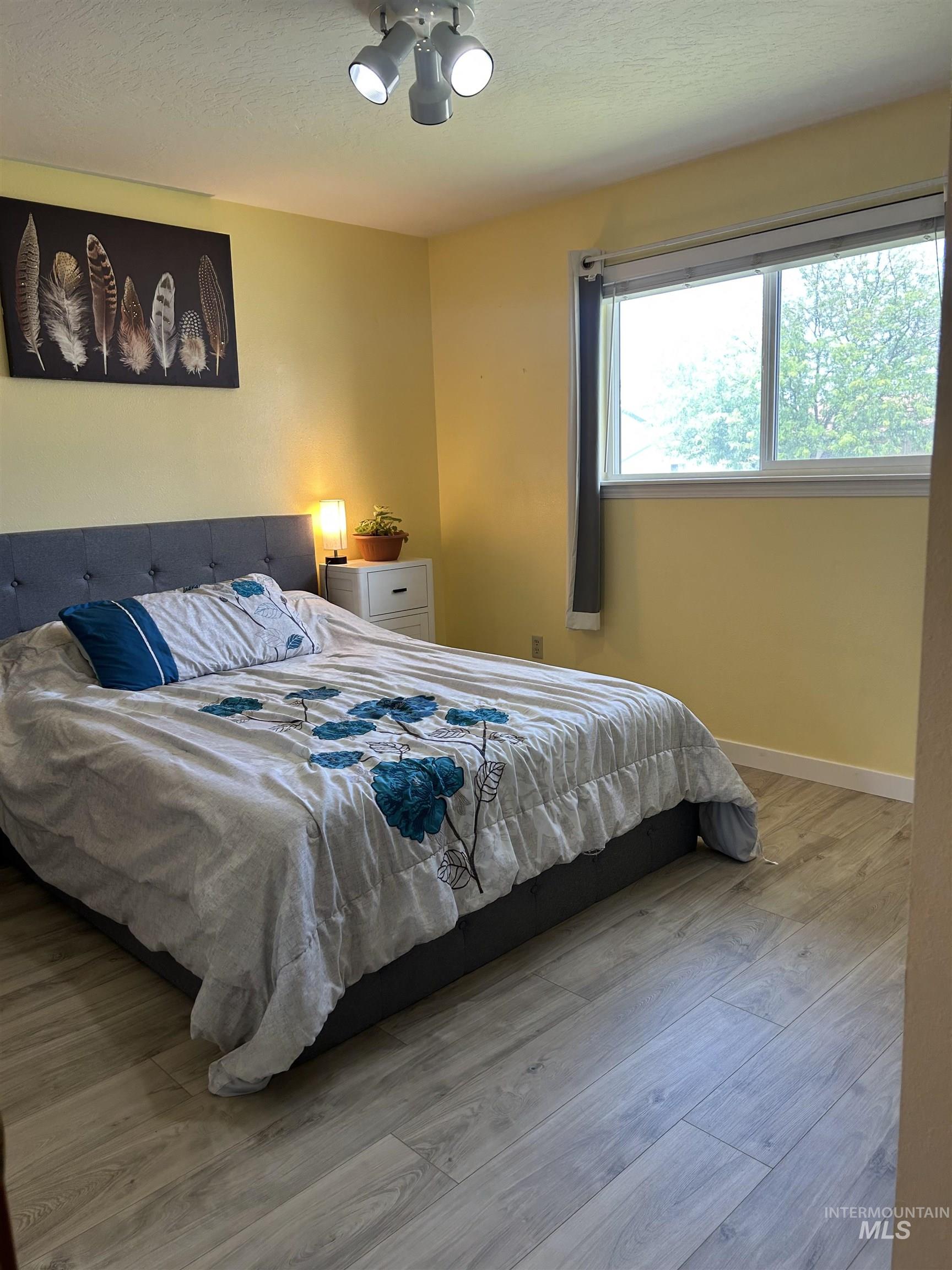 2323 Sugar Cane Dr, Nampa, Idaho 83687, 2 Bedrooms, 1 Bathroom, Residential For Sale, Price $323,000, 98987673
