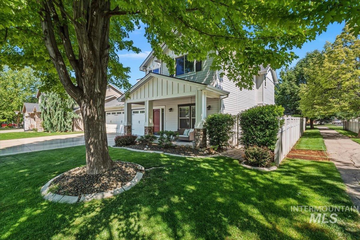 2998 E Shadowwolf Dr, Eagle, Idaho 83616, 5 Bedrooms, 2.5 Bathrooms, Residential For Sale, Price $719,900, 98987690