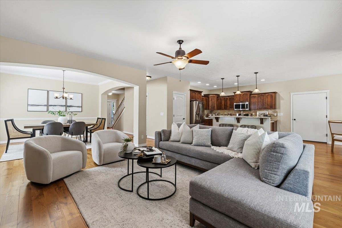 2998 E Shadowwolf Dr, Eagle, Idaho 83616, 5 Bedrooms, 2.5 Bathrooms, Residential For Sale, Price $719,900, 98987690