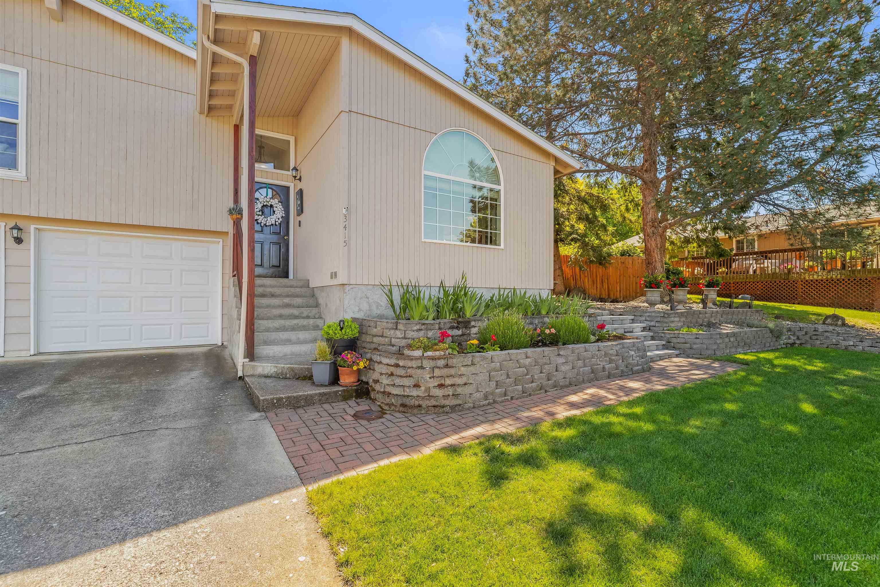 3415 Selway Dr, Lewiston, Idaho 83501, 4 Bedrooms, 2 Bathrooms, Residential For Sale, Price $615,000, 98987691