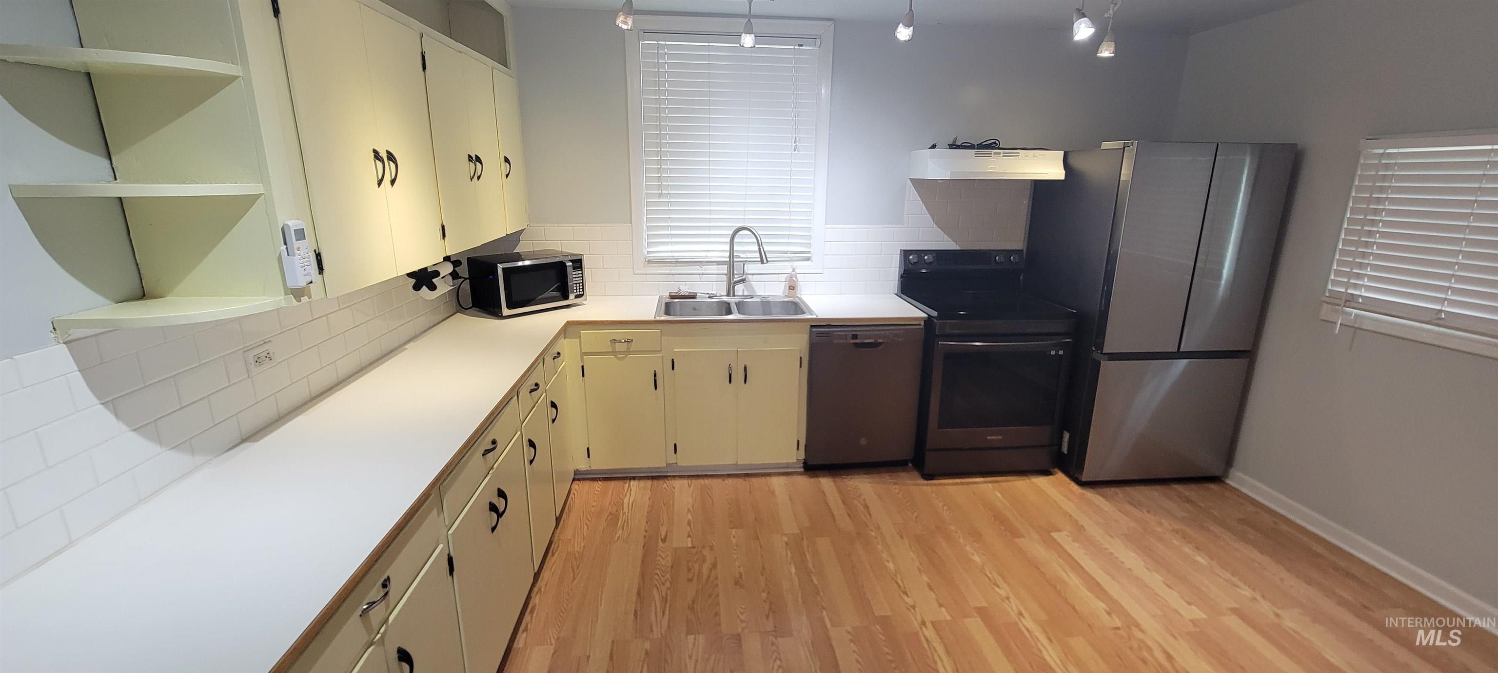226 13th st, Pomeroy, Washington 99347, 6 Bedrooms, 1 Bathroom, Residential For Sale, Price $245,000, 98987713