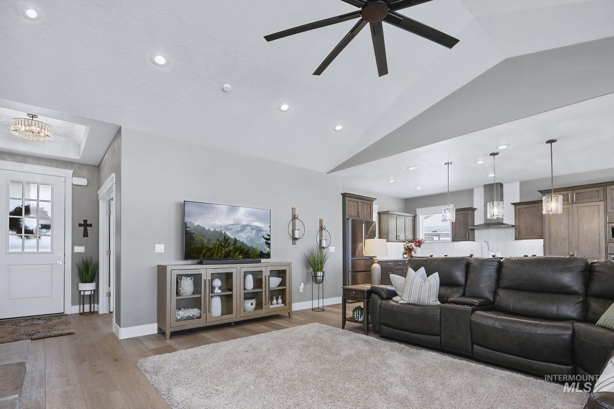 15752 Revana Pl., Caldwell, Idaho 83607, 3 Bedrooms, 2.5 Bathrooms, Residential For Sale, Price $789,900, 98987716