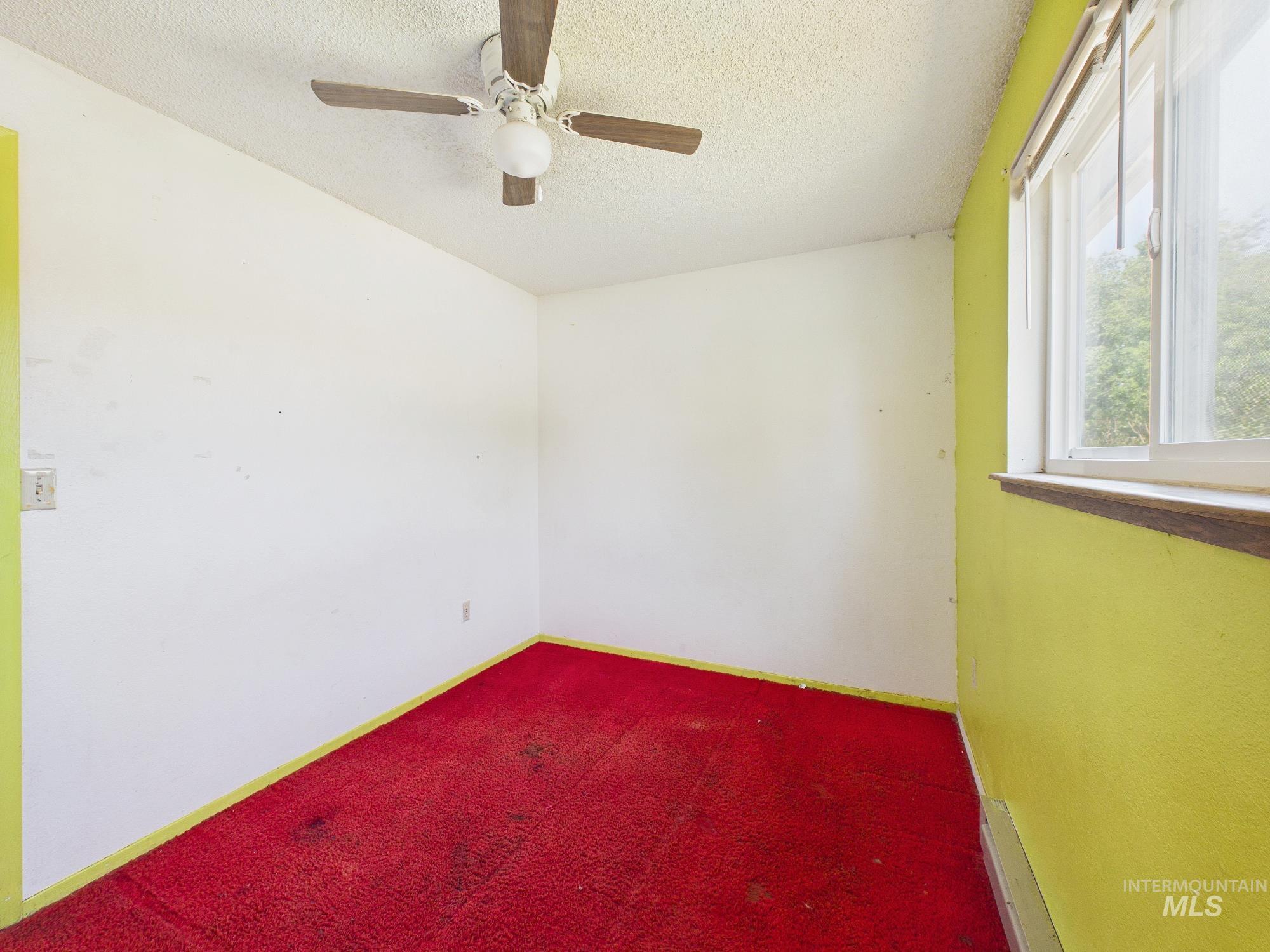 1527 N Plaza Road, Emmett, Idaho 83617, 3 Bedrooms, 1 Bathroom, Residential For Sale, Price $345,000, 98987720