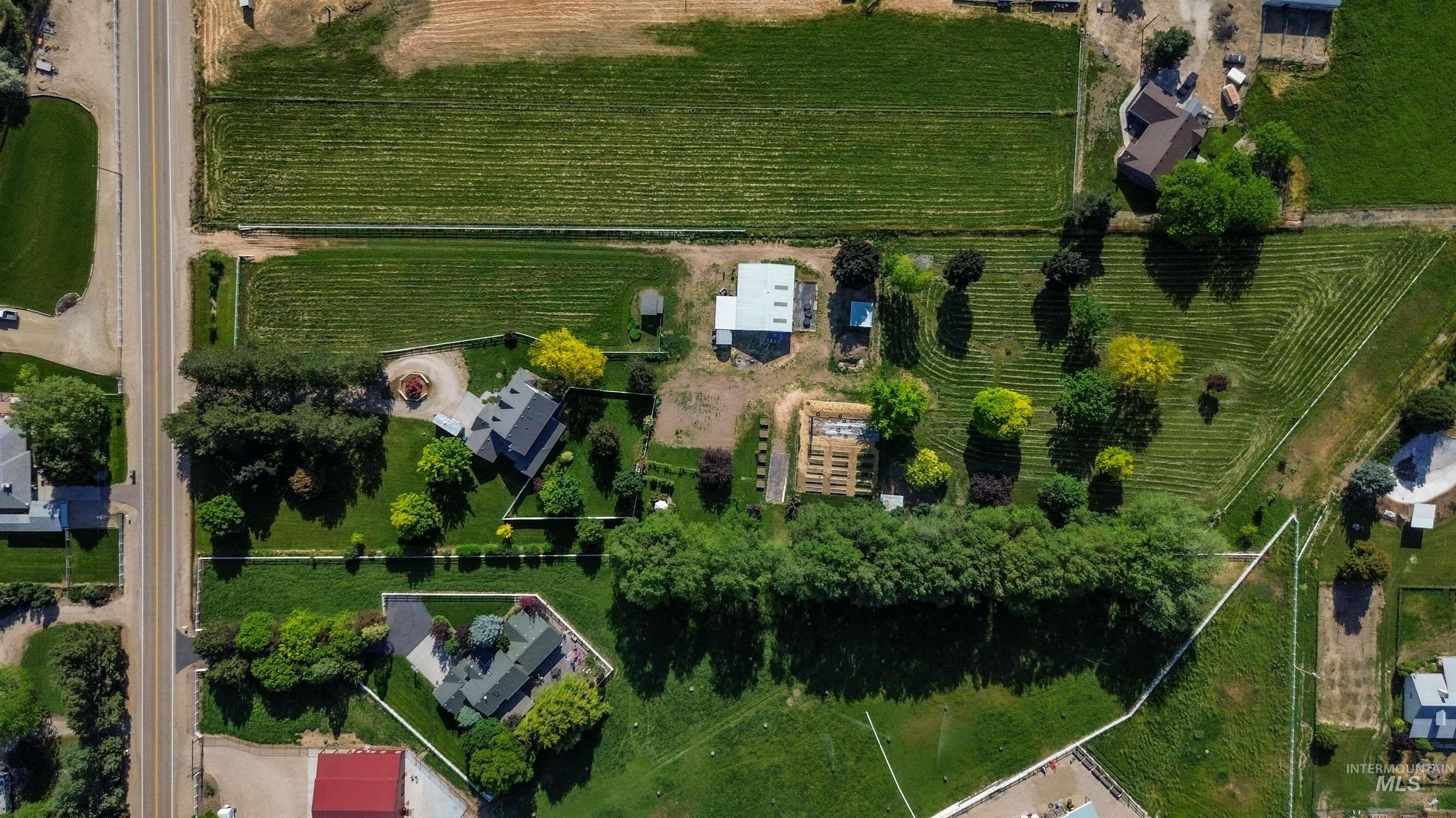 6423 Wright Lane, Nampa, Idaho 83686, 4 Bedrooms, 2.5 Bathrooms, Residential For Sale, Price $999,875, 98987722