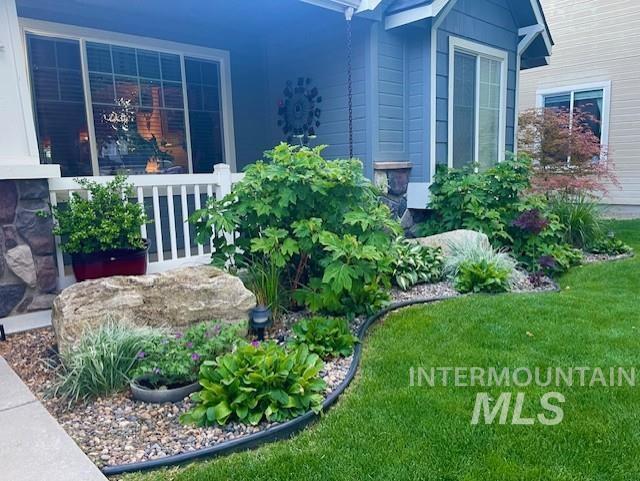 3939 W Hearst Dr, Meridian, Idaho 83642, 3 Bedrooms, 2 Bathrooms, Residential For Sale, Price $444,000, 98987725