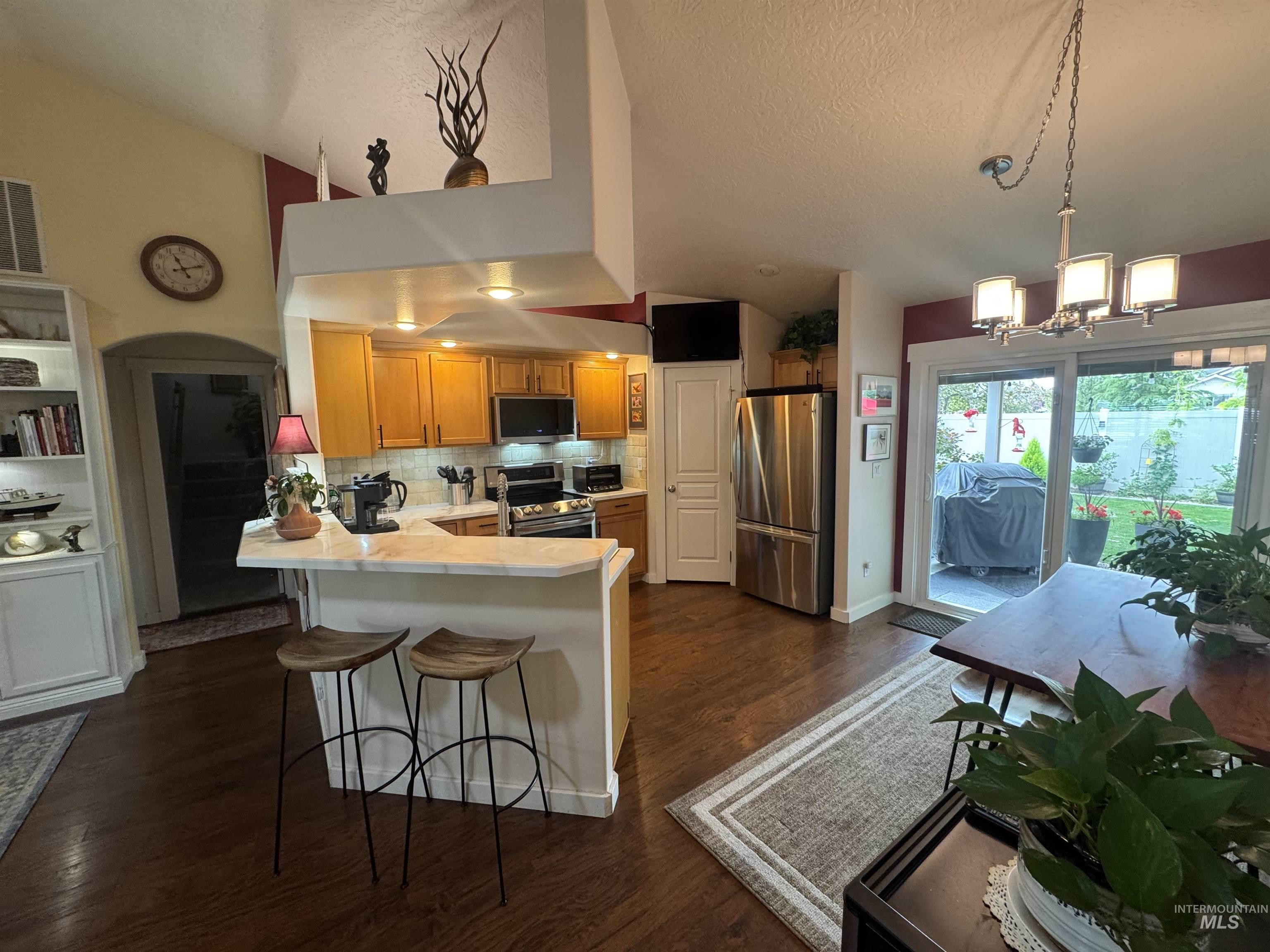 3939 W Hearst Dr, Meridian, Idaho 83642, 3 Bedrooms, 2 Bathrooms, Residential For Sale, Price $444,000, 98987725
