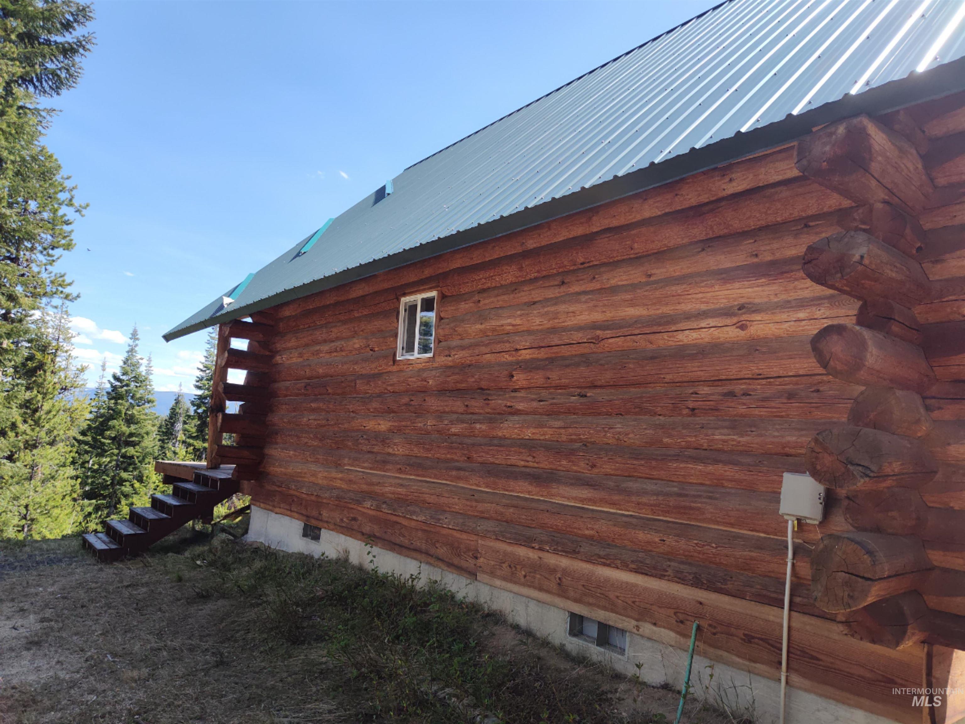 124 Black Diamond Lane, Dixie, Idaho 83525, 1 Bedroom, 1 Bathroom, Residential For Sale, Price $275,000, 98987731