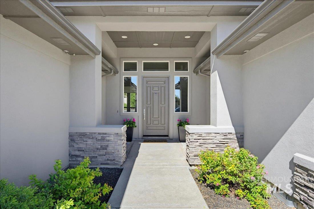 3367 S Lyford Ave., Meridian, Idaho 83642, 4 Bedrooms, 3 Bathrooms, Residential For Sale, Price $892,000, 98987733