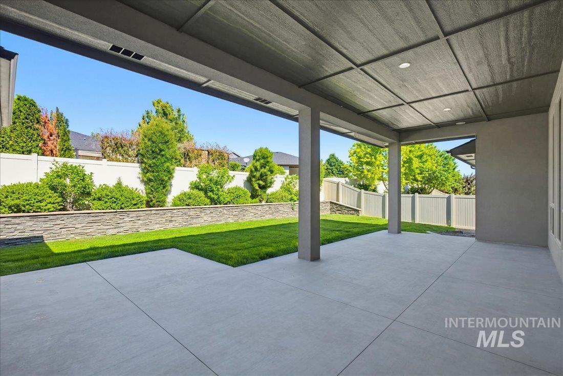 3367 S Lyford Ave., Meridian, Idaho 83642, 4 Bedrooms, 3 Bathrooms, Residential For Sale, Price $892,000, 98987733