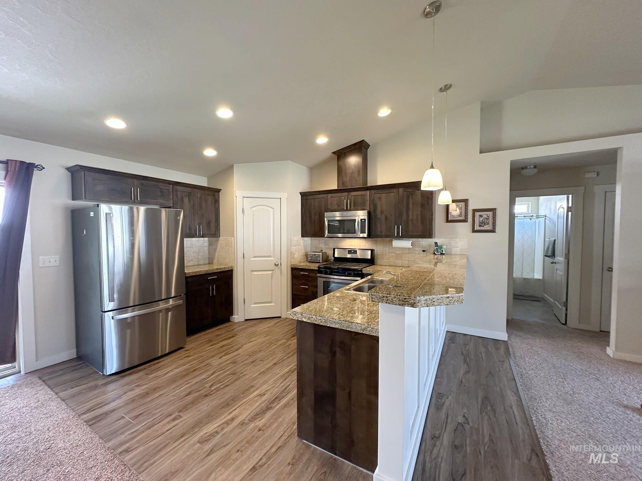 1340 Jakes Drive, Ontario, Oregon 97914, 3 Bedrooms, 2 Bathrooms, Residential For Sale, Price $349,900, 98987735