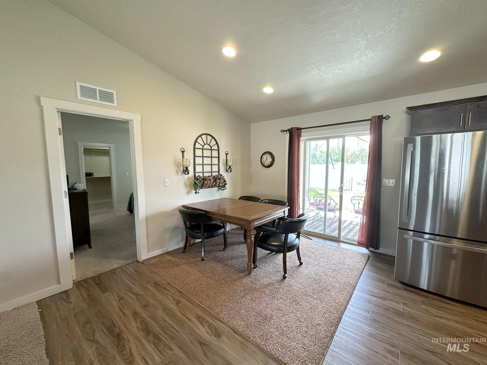 1340 Jakes Drive, Ontario, Oregon 97914, 3 Bedrooms, 2 Bathrooms, Residential For Sale, Price $349,900, 98987735