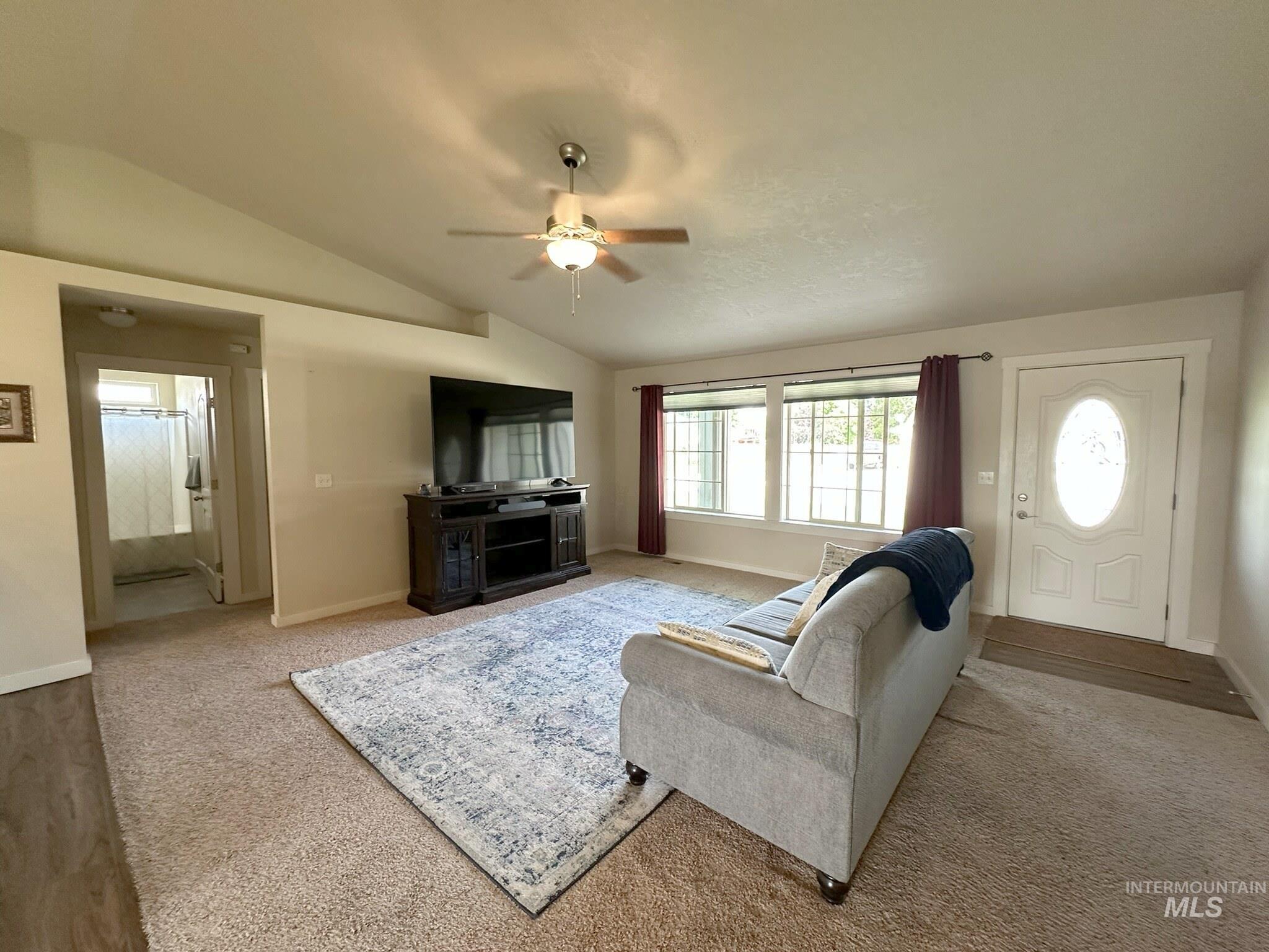 1340 Jakes Drive, Ontario, Oregon 97914, 3 Bedrooms, 2 Bathrooms, Residential For Sale, Price $349,900, 98987735