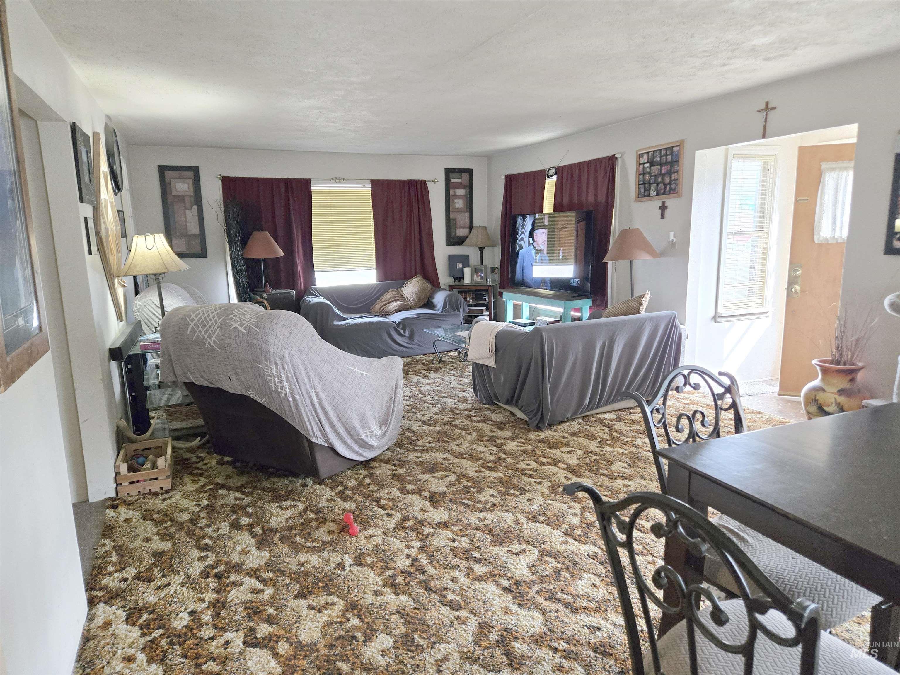 357 6th Ave. N., Twin Falls, Idaho 83301, 2 Bedrooms, 1 Bathroom, Residential Income For Sale, Price $370,000, 98987736
