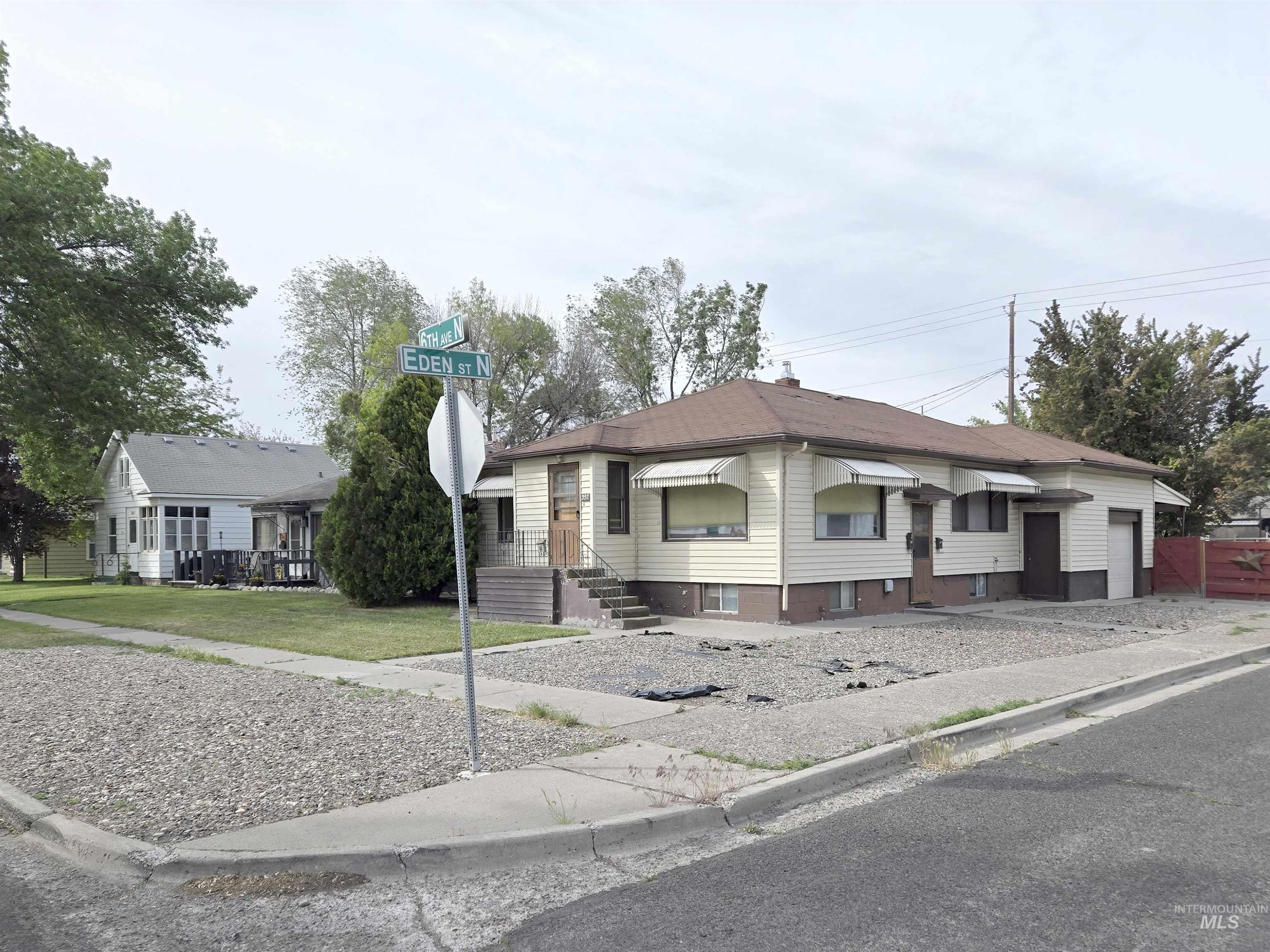 357 6th Ave. N., Twin Falls, Idaho 83301, 2 Bedrooms, 1 Bathroom, Residential Income For Sale, Price $370,000, 98987736