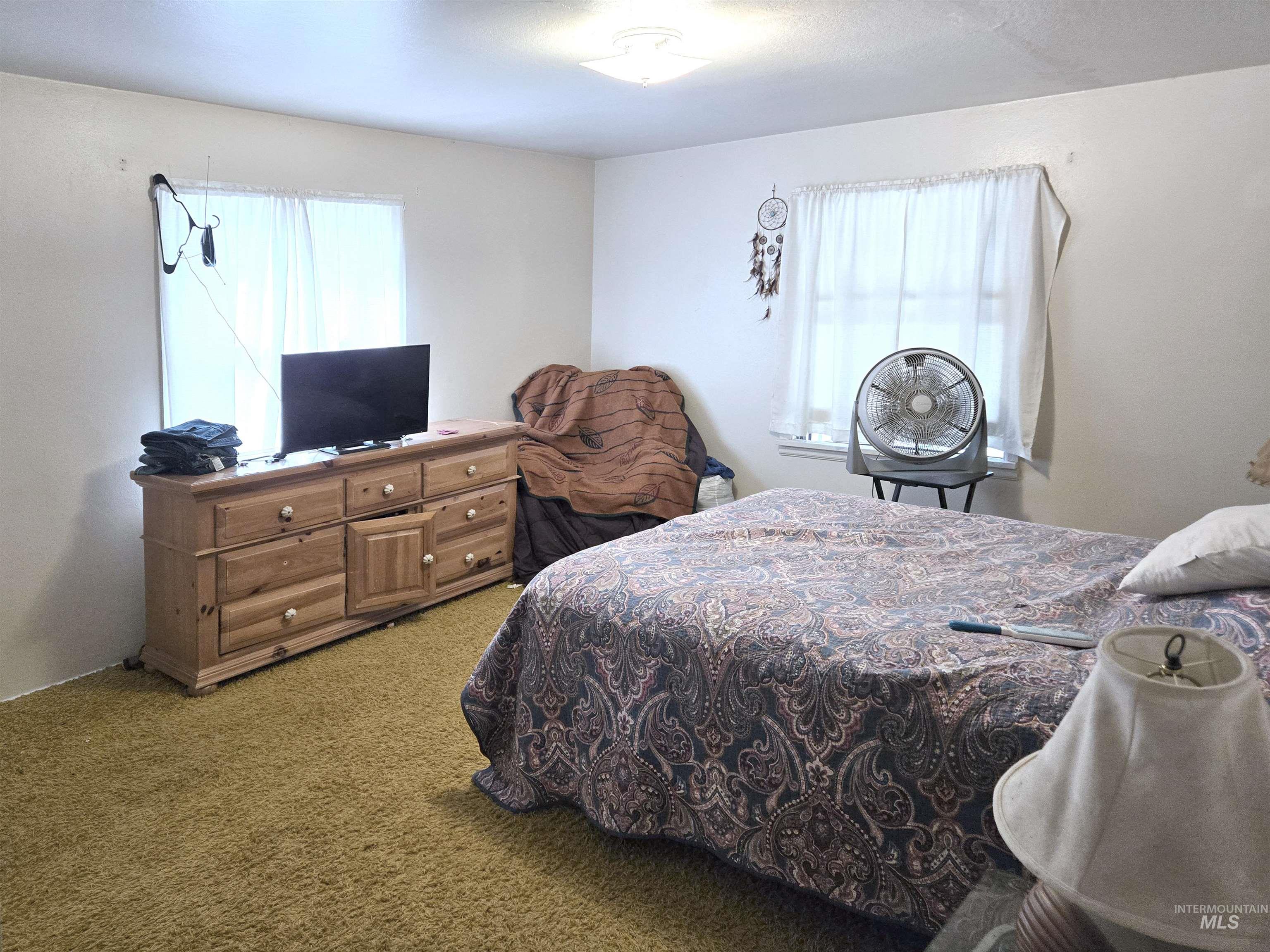 357 6th Ave. N., Twin Falls, Idaho 83301, 2 Bedrooms, 1 Bathroom, Residential Income For Sale, Price $370,000, 98987736