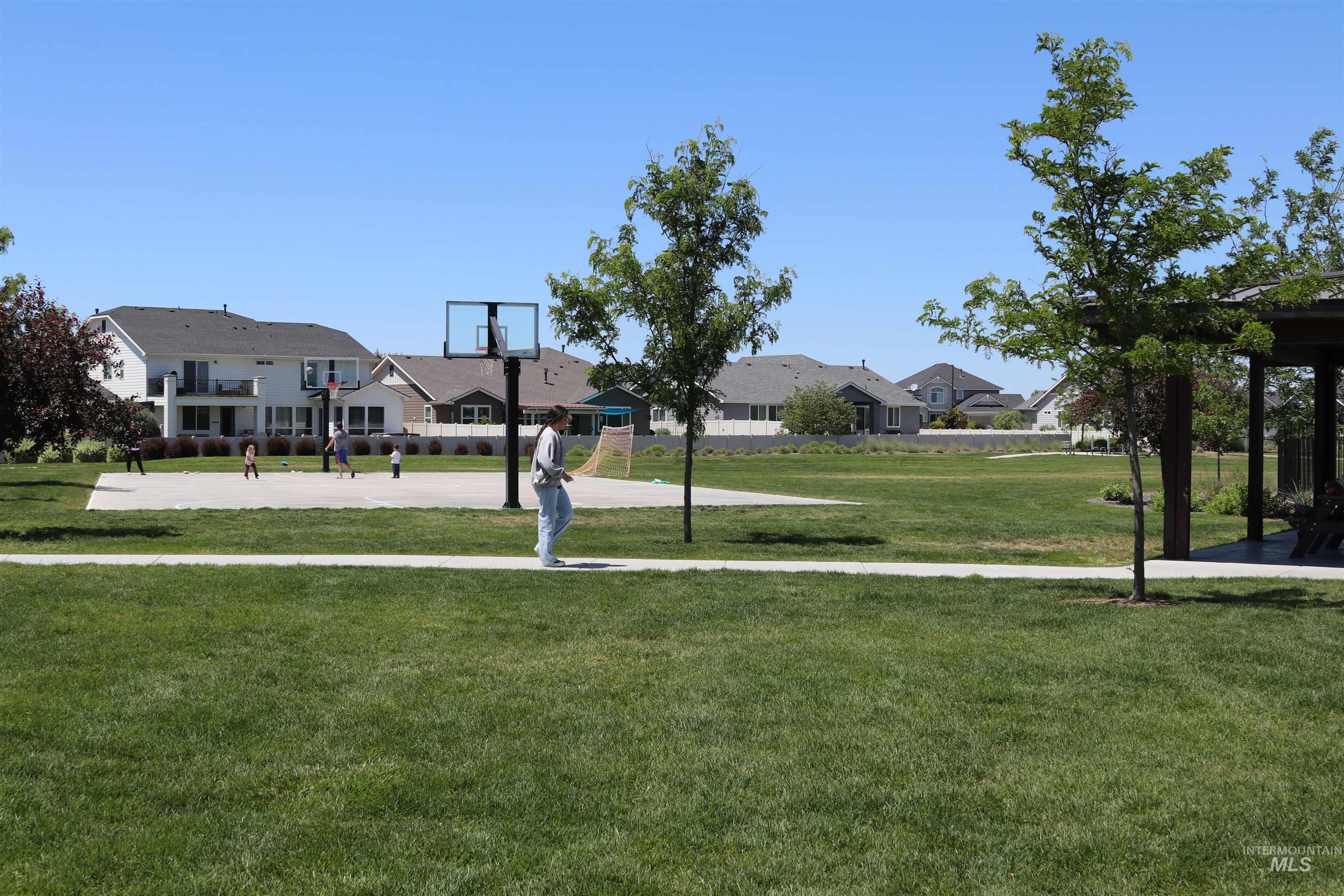 5361 W Avilla Dr., Meridian, Idaho 83646, 4 Bedrooms, 2.5 Bathrooms, Residential For Sale, Price $679,900, 98987739