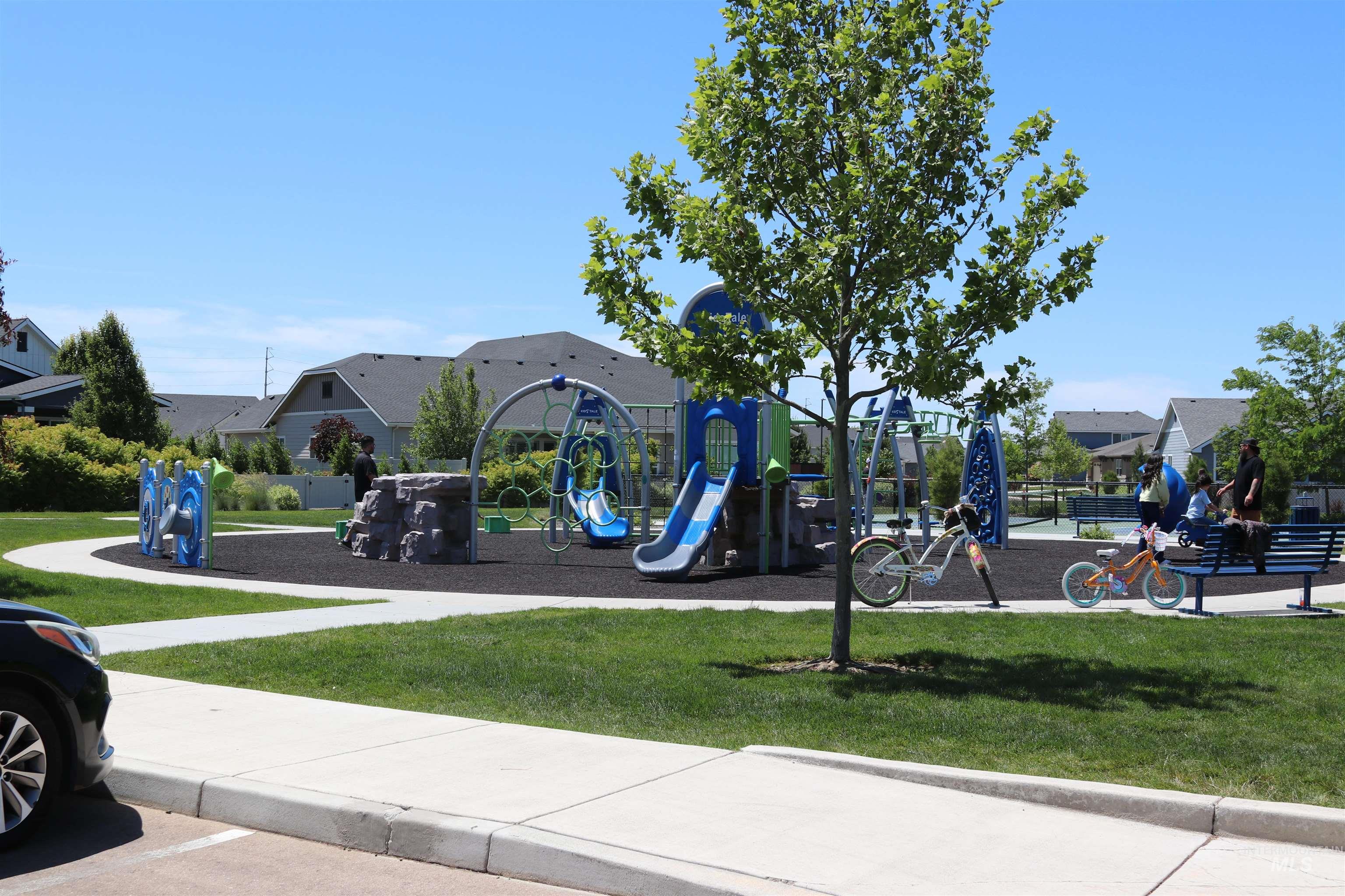 5361 W Avilla Dr., Meridian, Idaho 83646, 4 Bedrooms, 2.5 Bathrooms, Residential For Sale, Price $679,900, 98987739