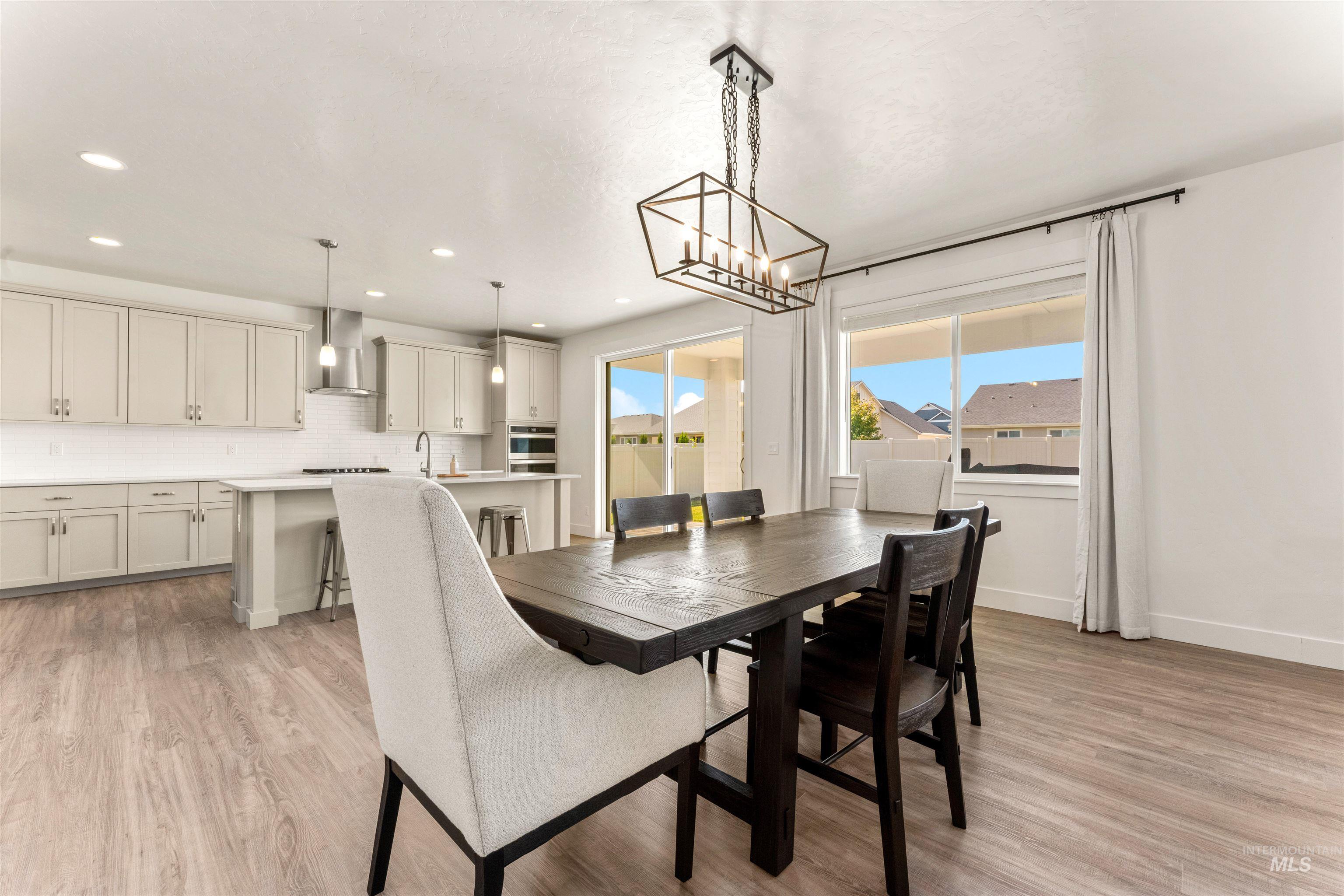 5361 W Avilla Dr., Meridian, Idaho 83646, 4 Bedrooms, 2.5 Bathrooms, Residential For Sale, Price $679,900, 98987739
