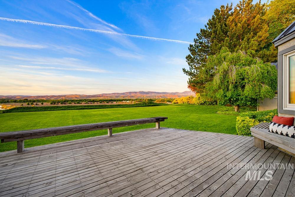 10320 W Whispering Cliffs Dr, Boise, Idaho 83704, 5 Bedrooms, 4.5 Bathrooms, Residential For Sale, Price $1,650,000, 98987741