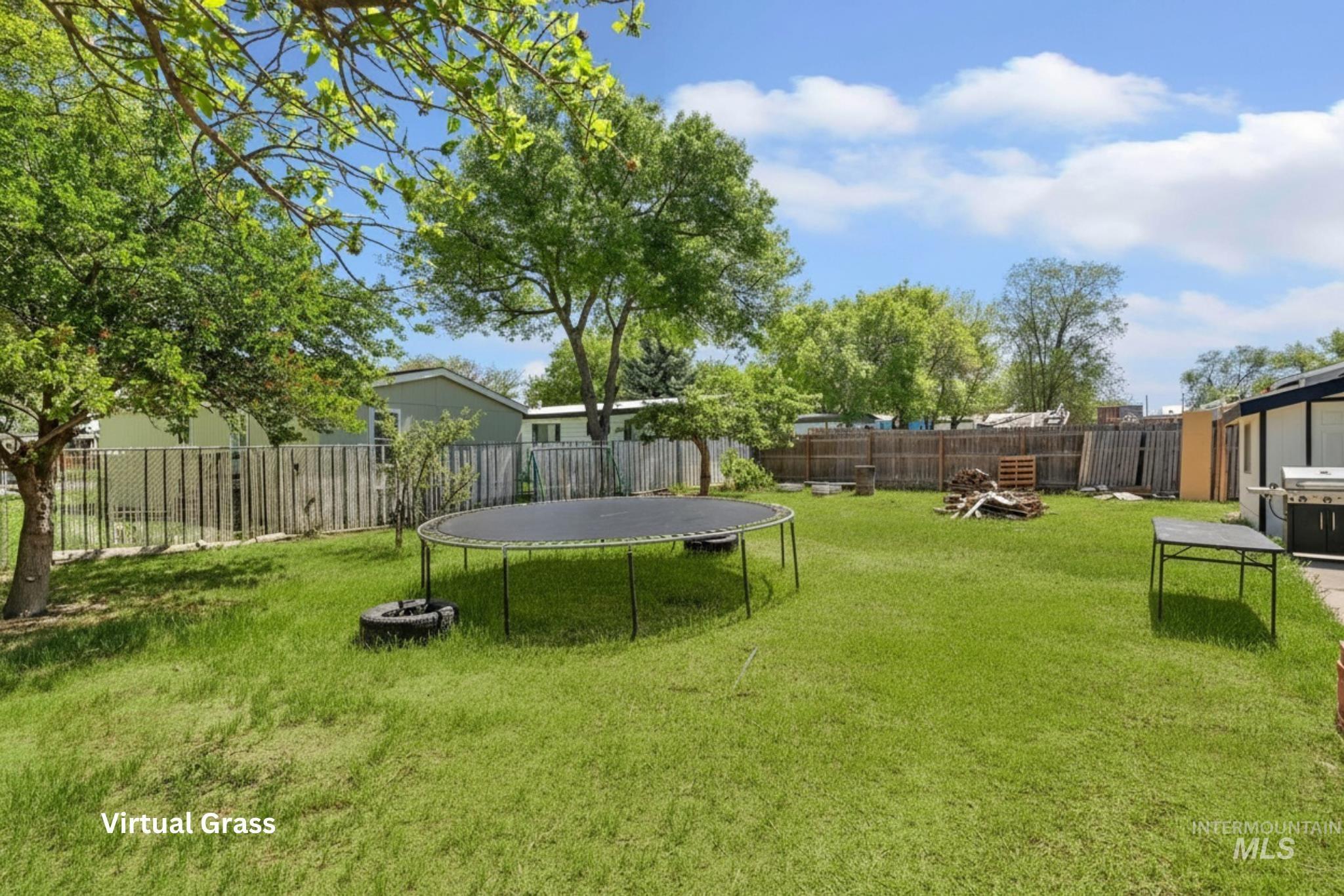 112 Sunset Cir, Buhl, Idaho 83316, 3 Bedrooms, 1.5 Bathrooms, Residential For Sale, Price $255,000, 98987742