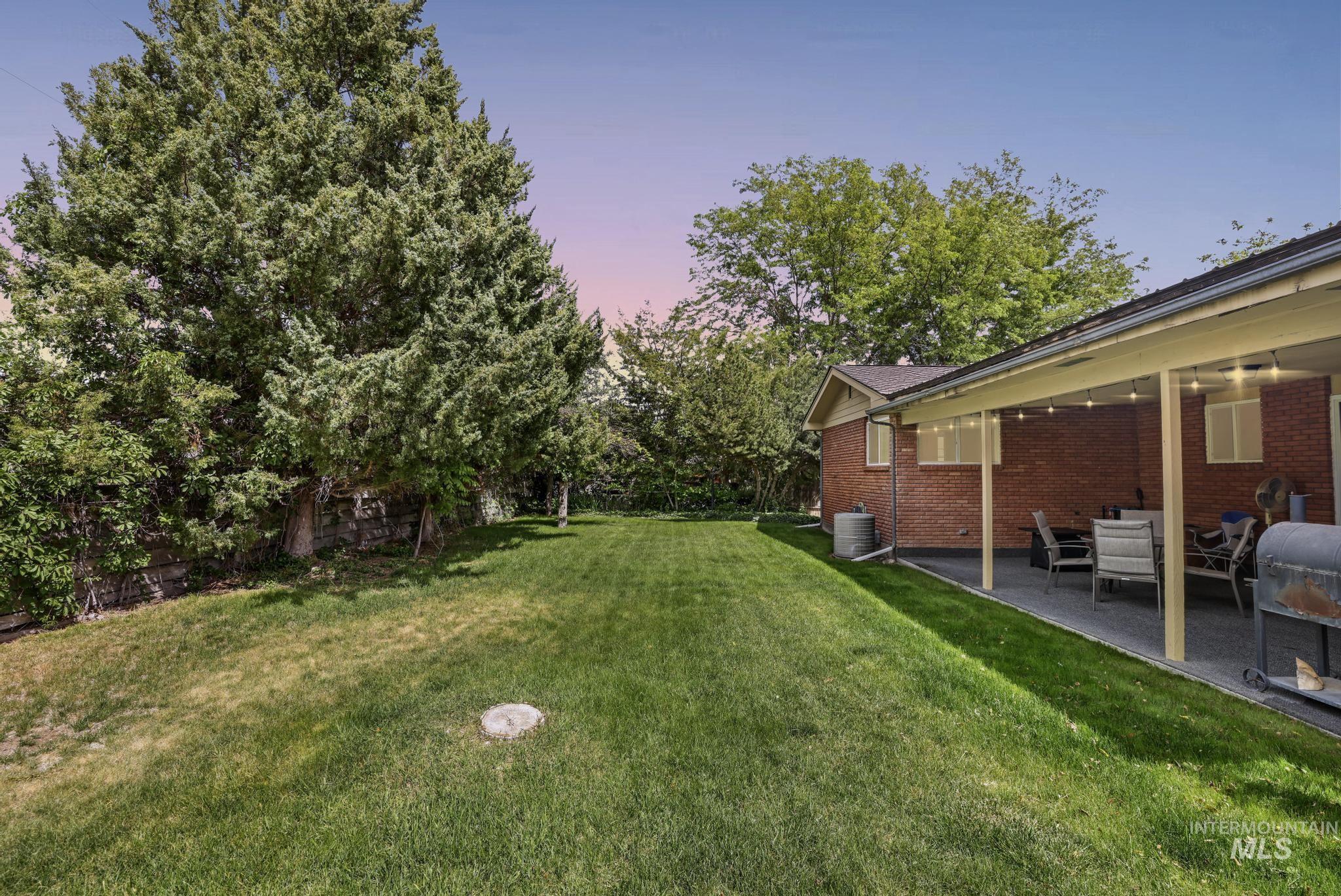 188 Blair Dr, Twin Falls, Idaho 83301, 3 Bedrooms, 2.5 Bathrooms, Residential For Sale, Price $372,000, 98987744