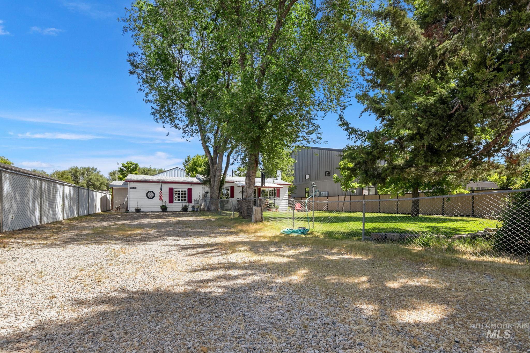 2152 E State Street, Eagle, Idaho 83616, 3 Bedrooms, 1.5 Bathrooms, Residential For Sale, Price $975,000, 98987746