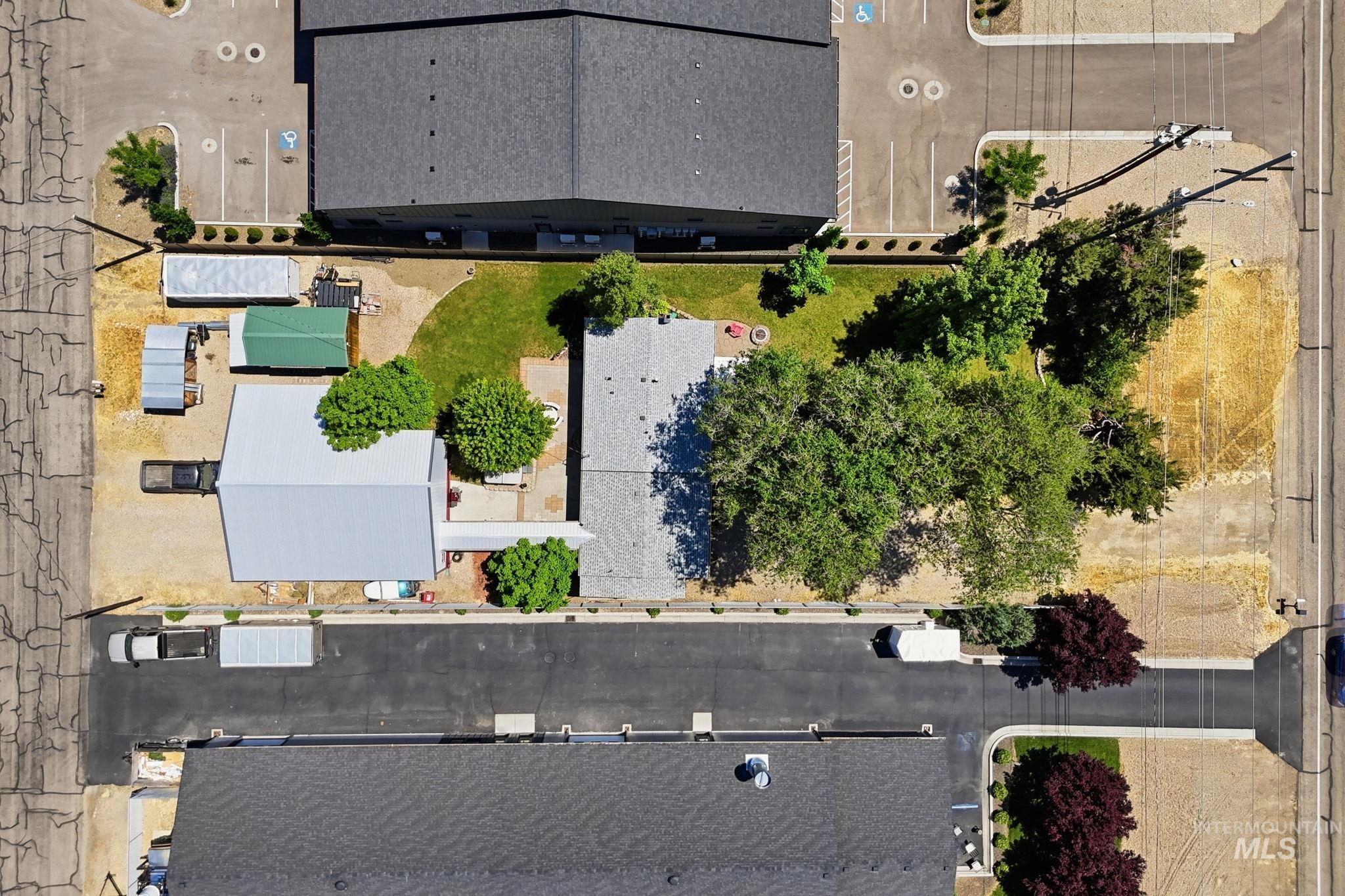 2152 E State Street, Eagle, Idaho 83616, 3 Bedrooms, 1.5 Bathrooms, Residential For Sale, Price $975,000, 98987746