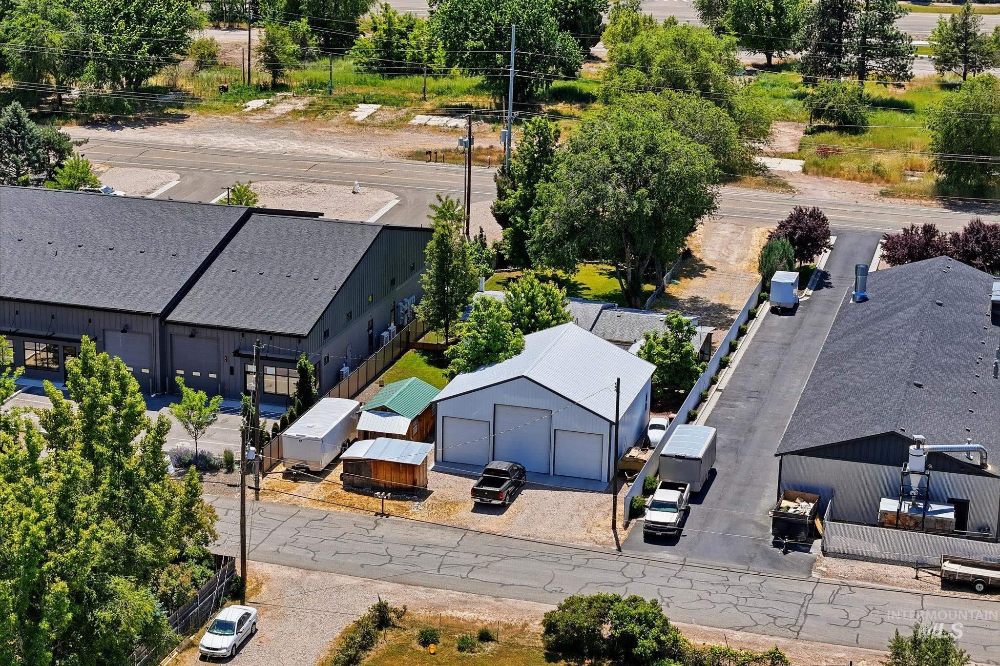 2152 E State Street, Eagle, Idaho 83616, 3 Bedrooms, 1.5 Bathrooms, Residential For Sale, Price $975,000, 98987746