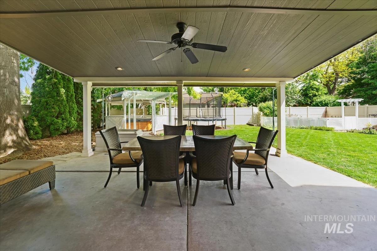 5804 N Applebrook Way, Boise, Idaho 83713, 4 Bedrooms, 3 Bathrooms, Residential For Sale, Price $559,900, 98987750