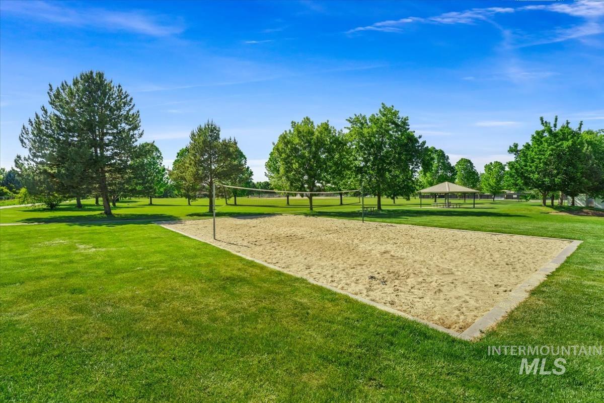 5804 N Applebrook Way, Boise, Idaho 83713, 4 Bedrooms, 3 Bathrooms, Residential For Sale, Price $559,900, 98987750