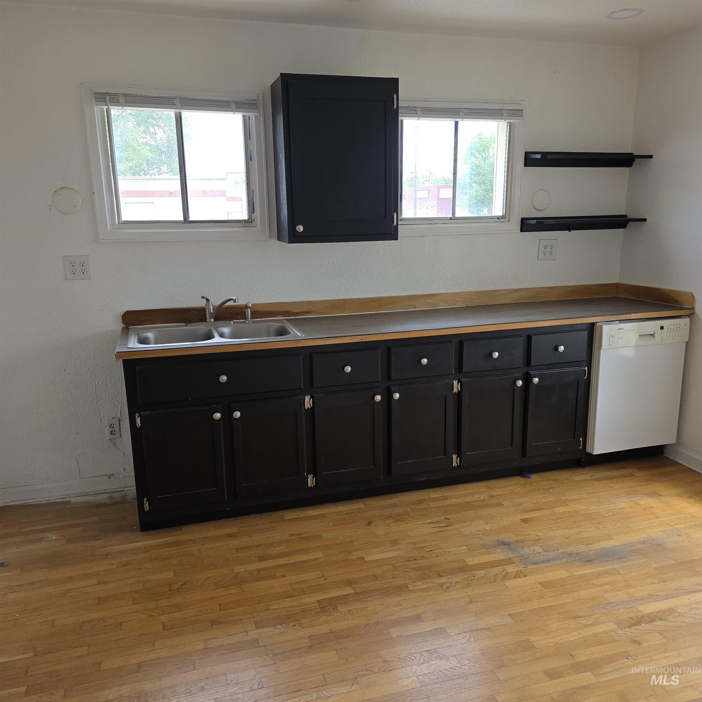424 S 3rd Street, Nampa, Idaho 83651, Business/Commercial For Sale, Price $732,000,MLS 98987752
