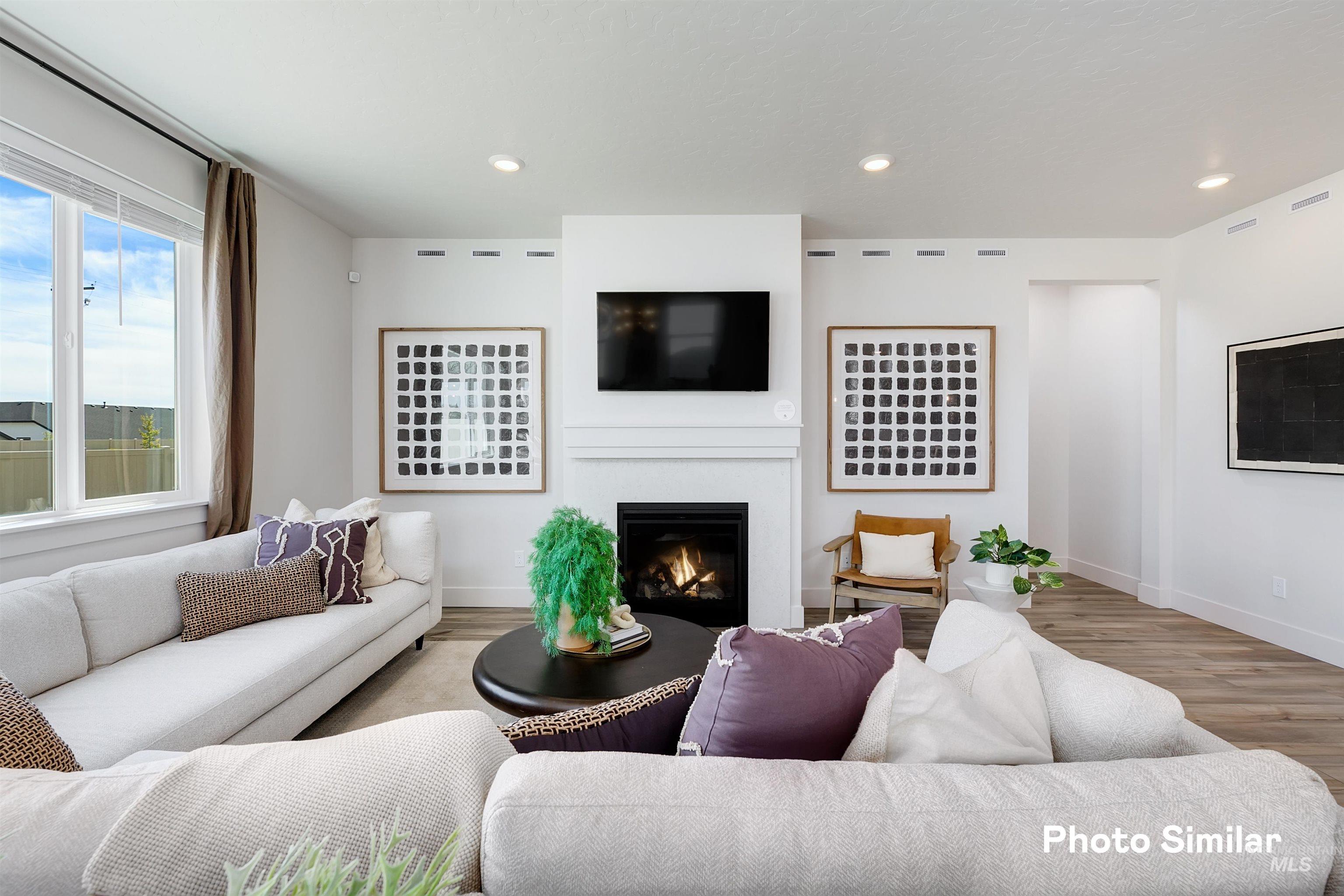 15072 Irisation Ave, Caldwell, Idaho 83607, 3 Bedrooms, 2 Bathrooms, Residential For Sale, Price $608,400, 98987754