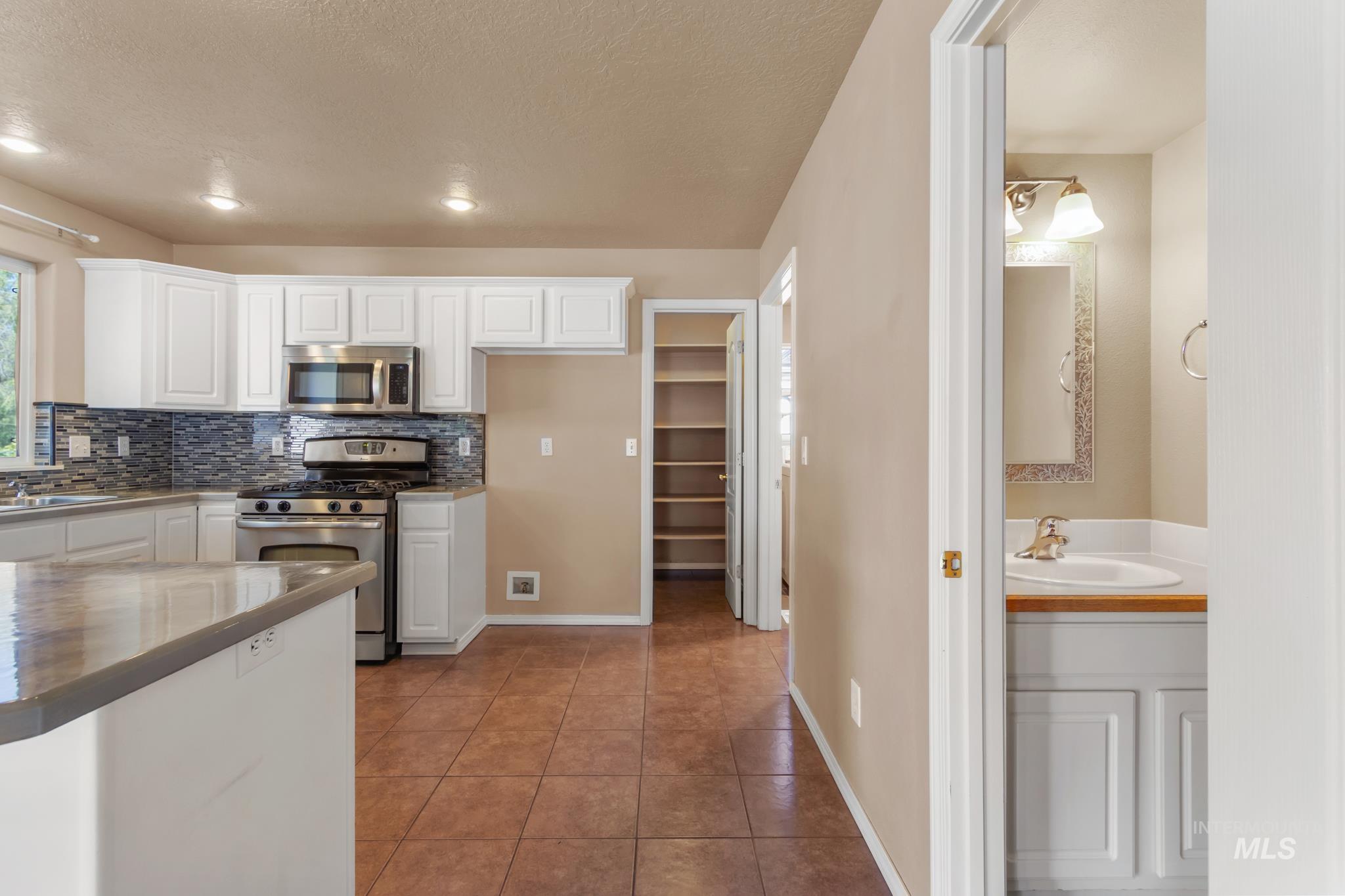 3015 N Burley Way, Meridian, Idaho 83646, 5 Bedrooms, 2.5 Bathrooms, Residential For Sale, Price $625,500, 98987757
