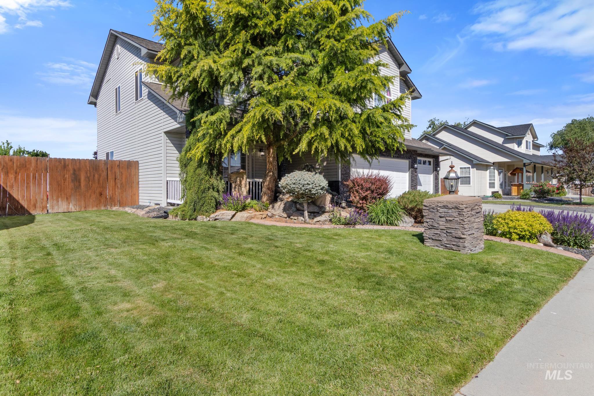 3015 N Burley Way, Meridian, Idaho 83646, 5 Bedrooms, 2.5 Bathrooms, Residential For Sale, Price $625,500, 98987757