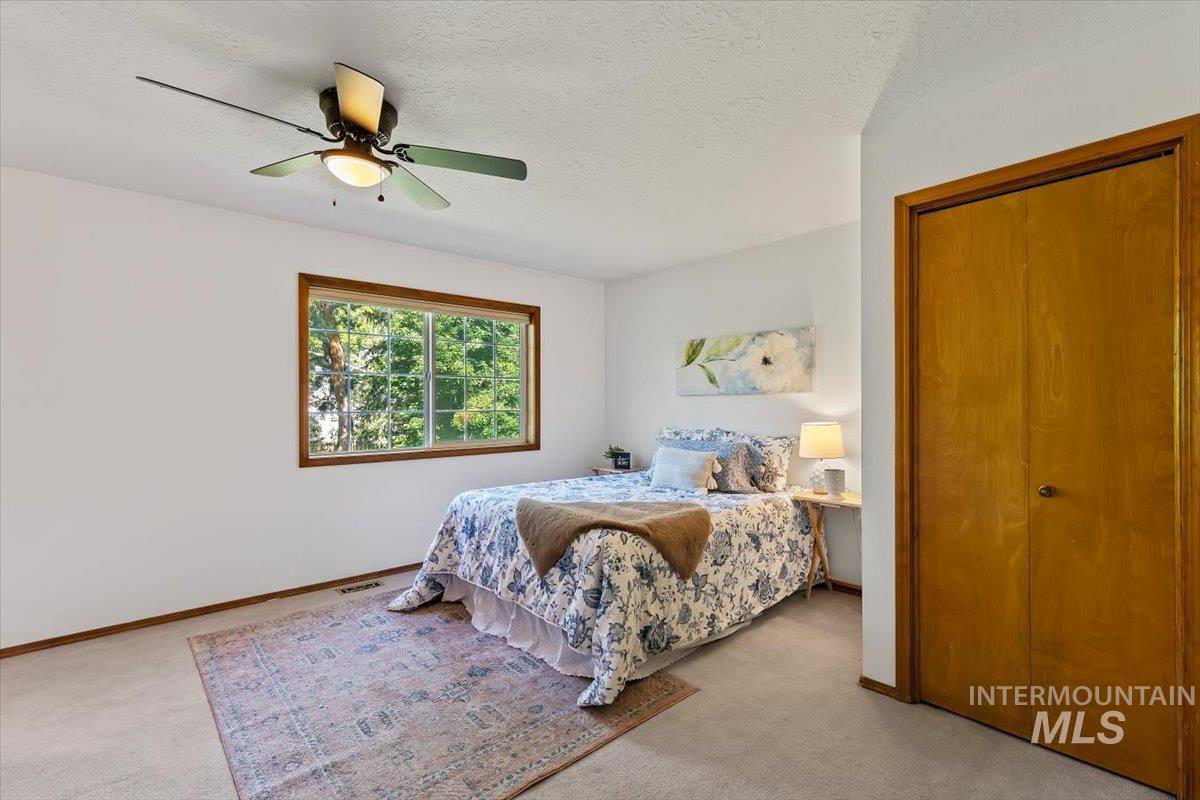 925 N 14th East St, Mountain Home, Idaho 83647, 4 Bedrooms, 3 Bathrooms, Residential For Sale, Price $386,999, 98987760