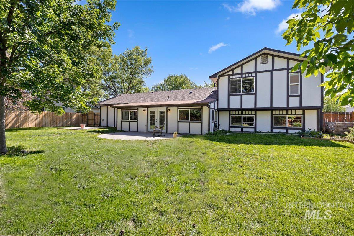 925 N 14th East St, Mountain Home, Idaho 83647, 4 Bedrooms, 3 Bathrooms, Residential For Sale, Price $386,999, 98987760