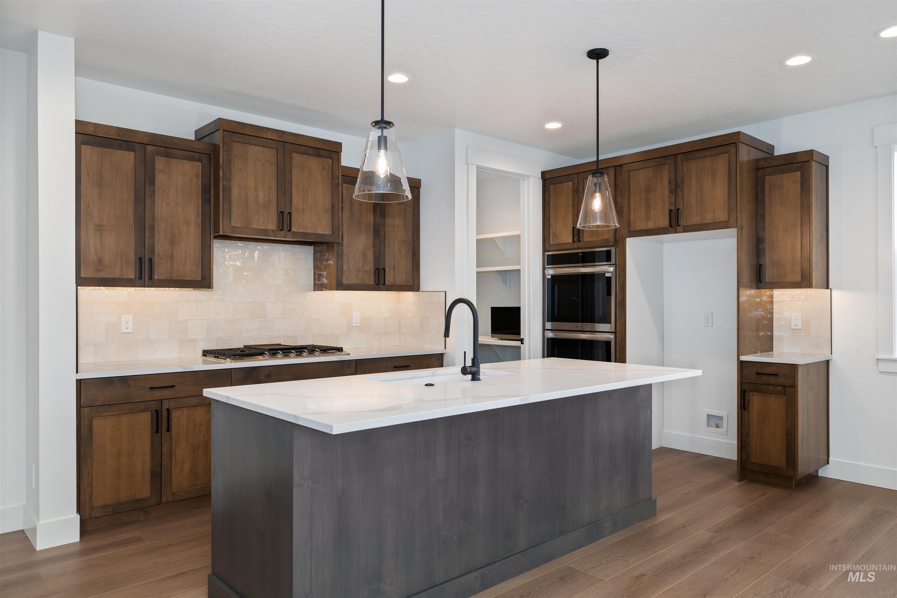 10540 W Mizzle Drive, Star, Idaho 83669, 3 Bedrooms, 2.5 Bathrooms, Residential For Sale, Price $649,900, 98987762