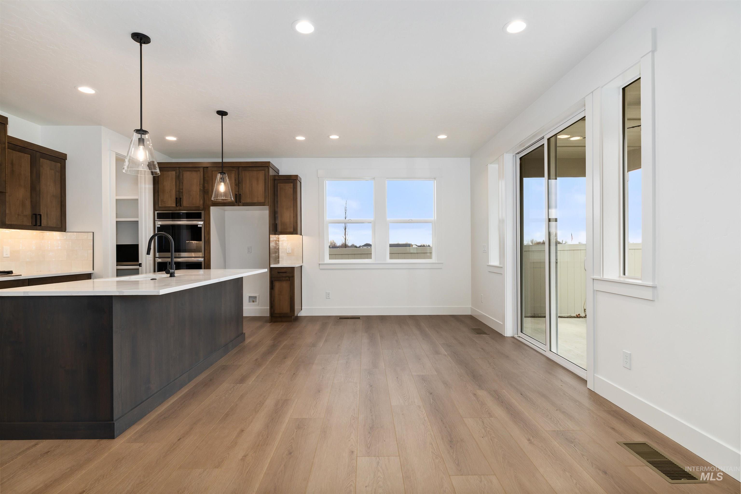 10540 W Mizzle Drive, Star, Idaho 83669, 3 Bedrooms, 2.5 Bathrooms, Residential For Sale, Price $649,900, 98987762