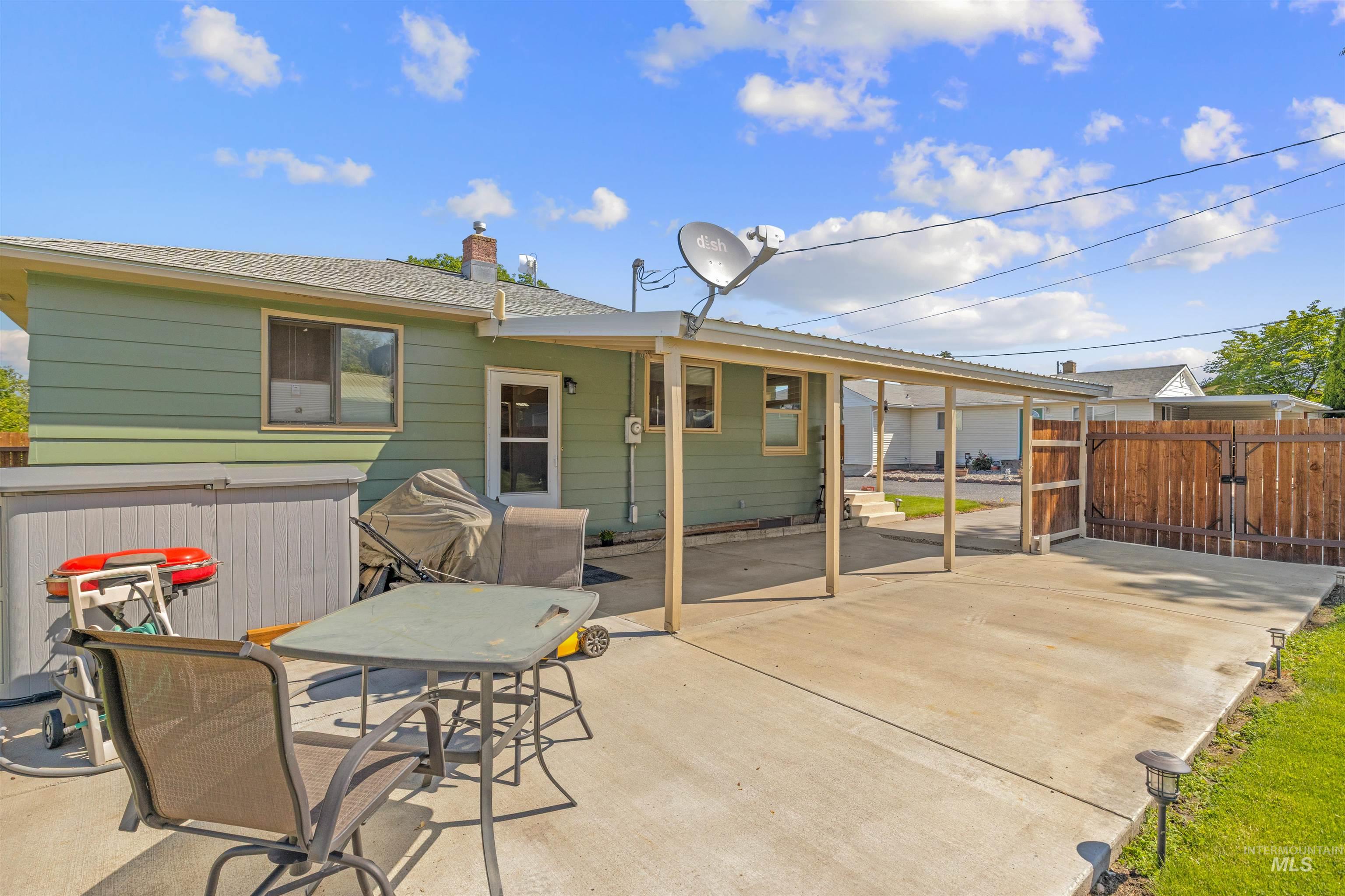 627 Park Ave. #B, Lewiston, Idaho 83501, 2 Bedrooms, 1 Bathroom, Residential For Sale, Price $315,000, 98987767