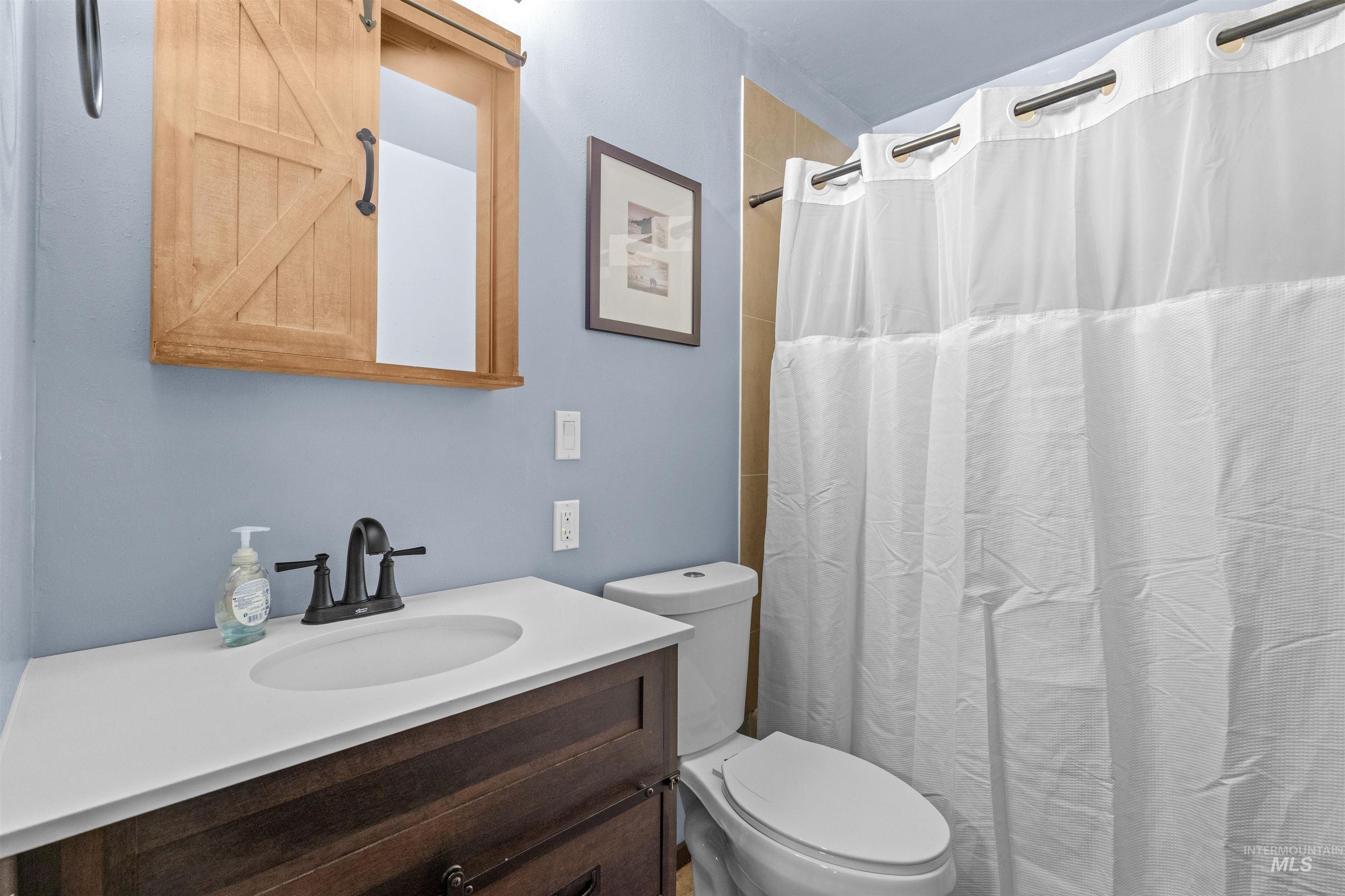 627 Park Ave. #B, Lewiston, Idaho 83501, 2 Bedrooms, 1 Bathroom, Residential For Sale, Price $315,000, 98987767
