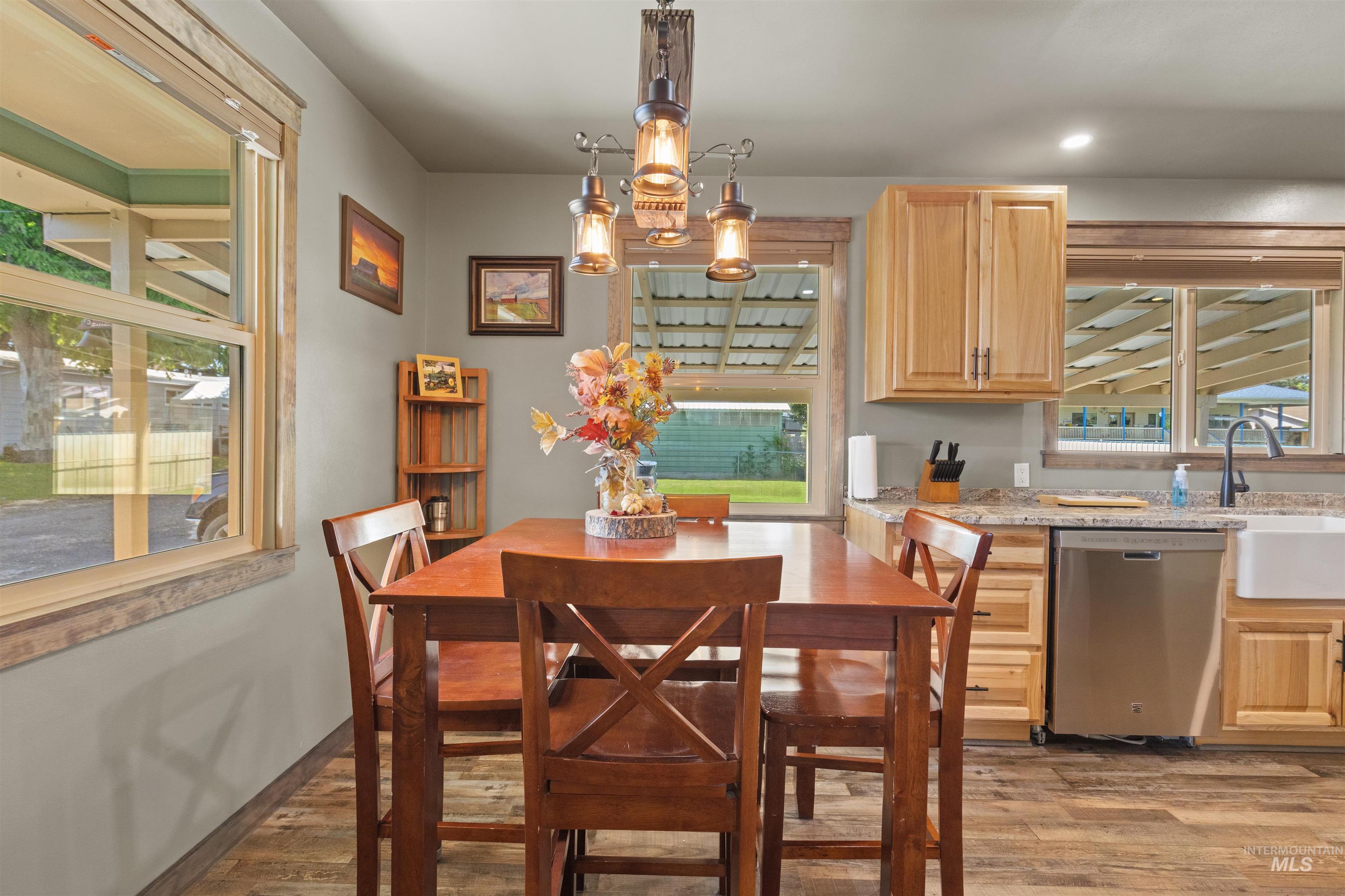 627 Park Ave. #B, Lewiston, Idaho 83501, 2 Bedrooms, 1 Bathroom, Residential For Sale, Price $315,000, 98987767