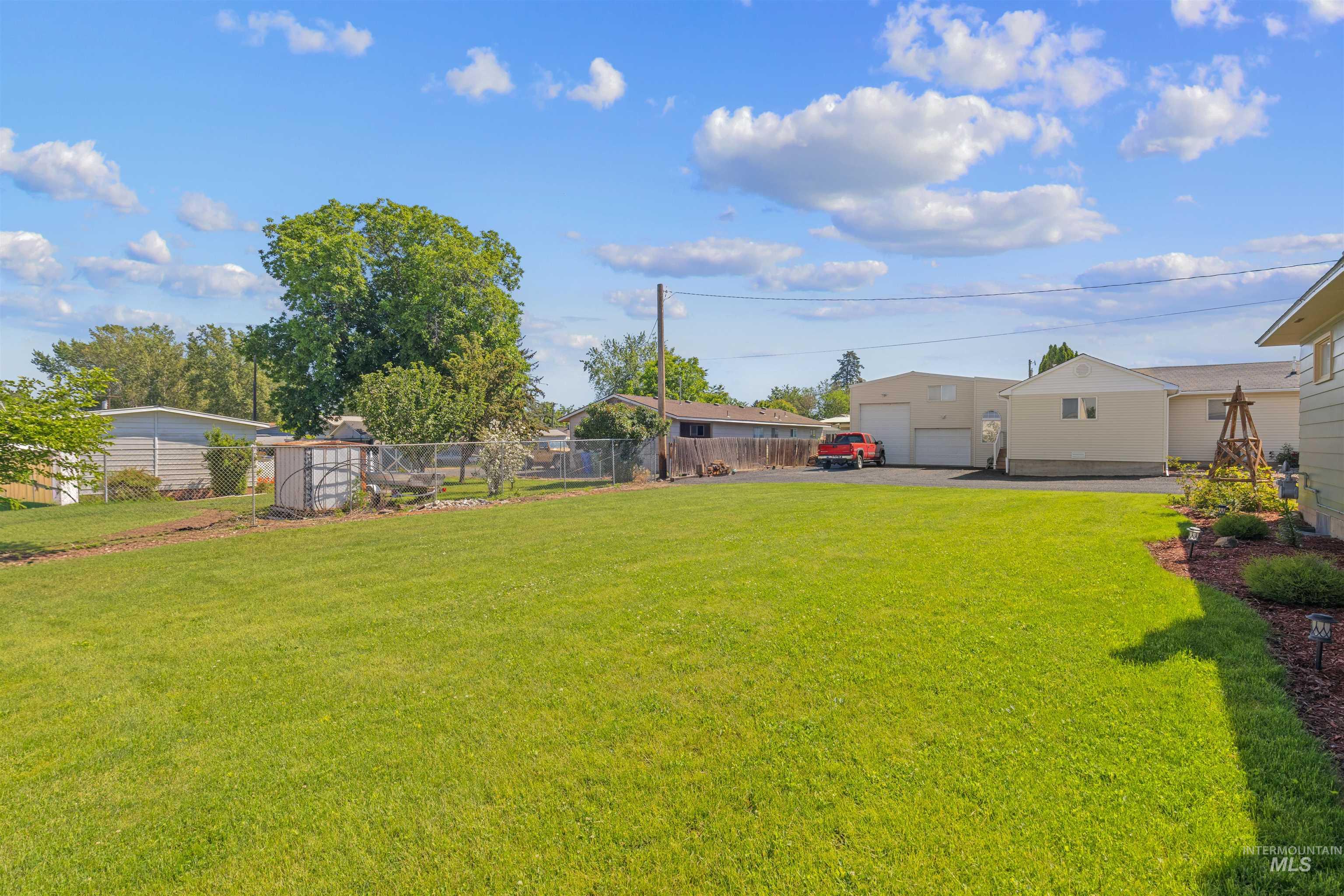 627 Park Ave. #B, Lewiston, Idaho 83501, 2 Bedrooms, 1 Bathroom, Residential For Sale, Price $315,000, 98987767