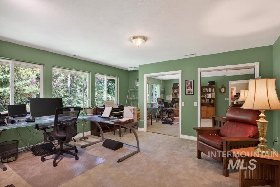 1761 Little Bear Ridge, Troy, Idaho 83871, 3 Bedrooms, 3 Bathrooms, Residential For Sale, Price $1,100,000, 98987768
