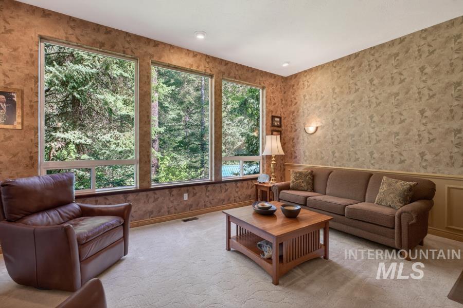 1761 Little Bear Ridge, Troy, Idaho 83871, 3 Bedrooms, 3 Bathrooms, Residential For Sale, Price $1,100,000, 98987768