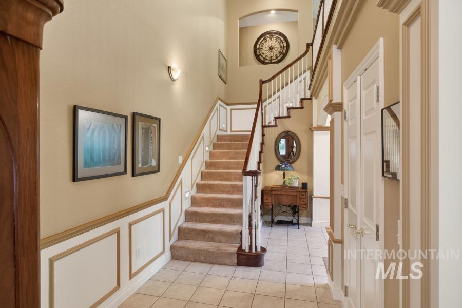 1761 Little Bear Ridge, Troy, Idaho 83871, 3 Bedrooms, 3 Bathrooms, Residential For Sale, Price $1,100,000, 98987768