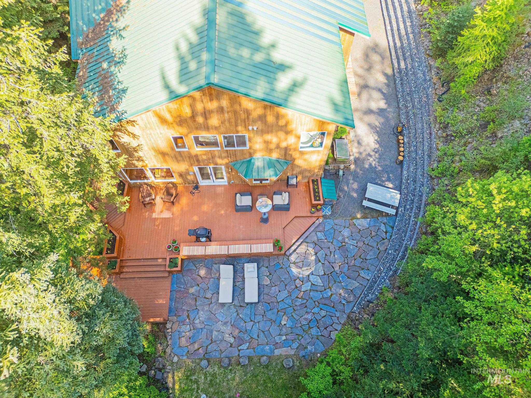 1761 Little Bear Ridge, Troy, Idaho 83871, 3 Bedrooms, 3 Bathrooms, Residential For Sale, Price $1,100,000, 98987768