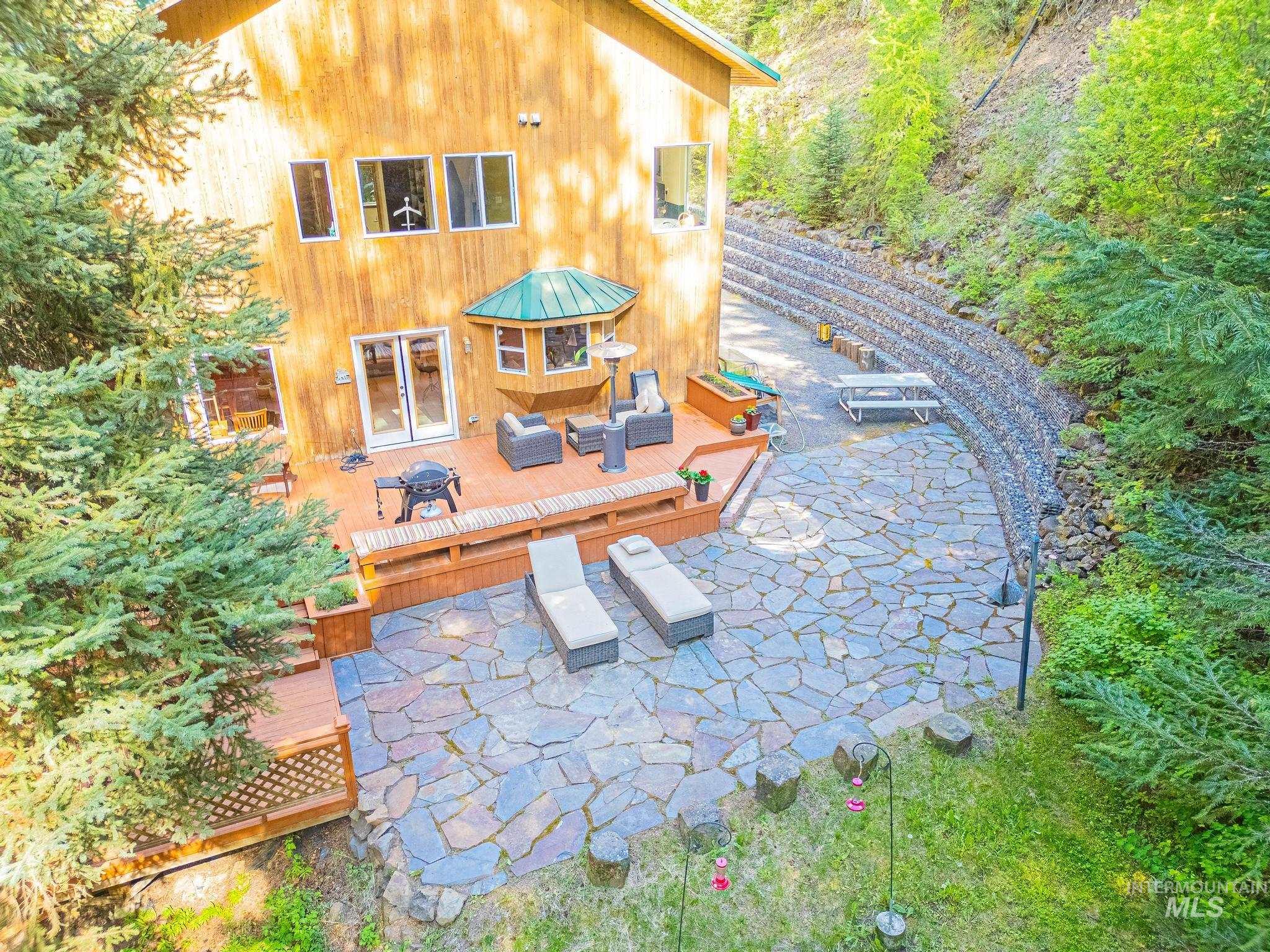 1761 Little Bear Ridge, Troy, Idaho 83871, 3 Bedrooms, 3 Bathrooms, Residential For Sale, Price $1,100,000, 98987768